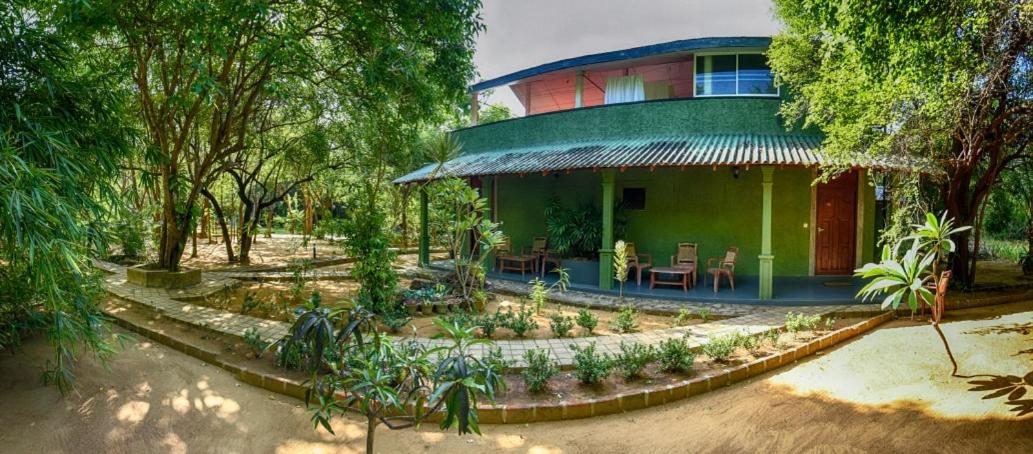 Jays Holiday Resort
