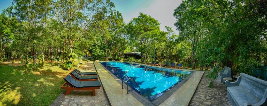 Jays Holiday Resort