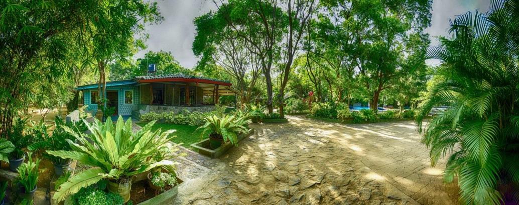 Jays Holiday Resort