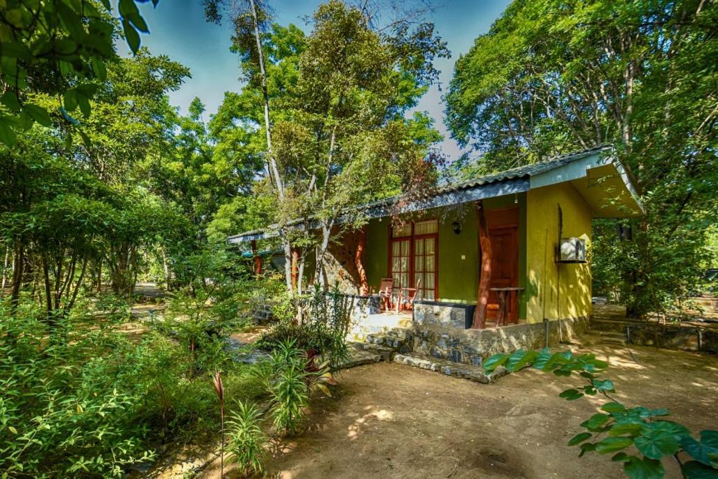 Jays Holiday Resort