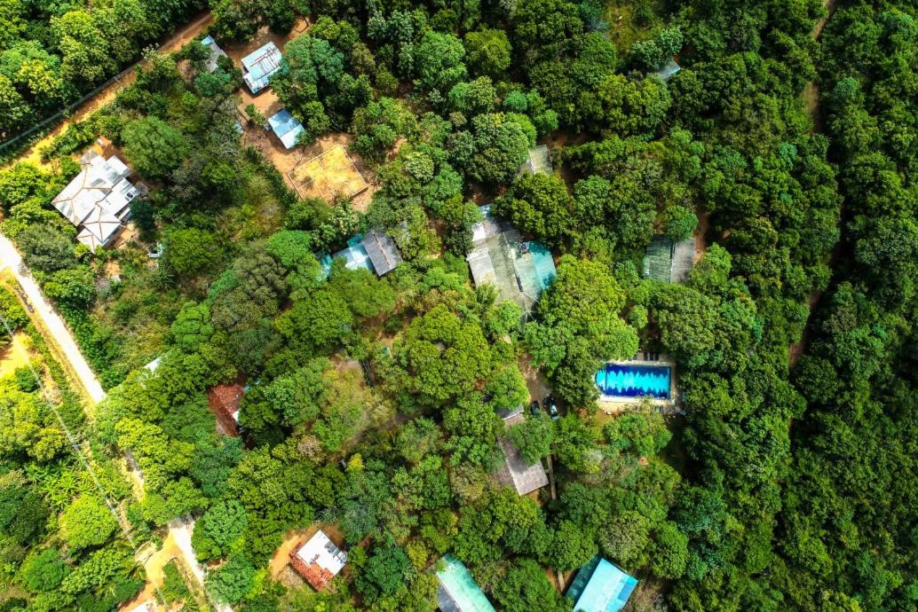 Jays Holiday Resort