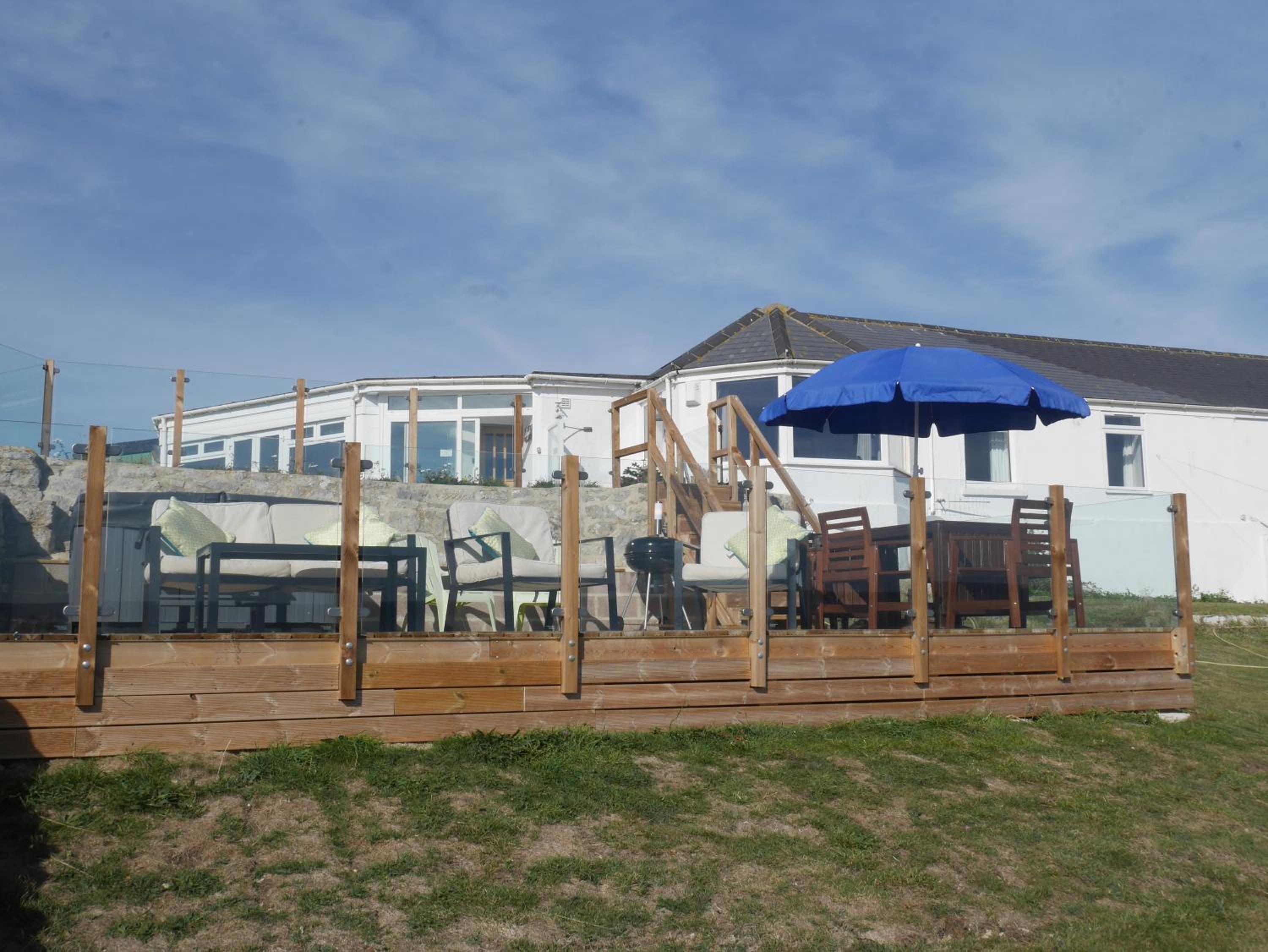 Lloyds Cottage, photo 10