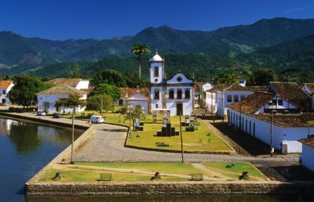 Casa com vista para o mar em Paraty