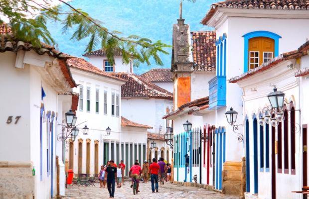 Casa com vista para o mar em Paraty