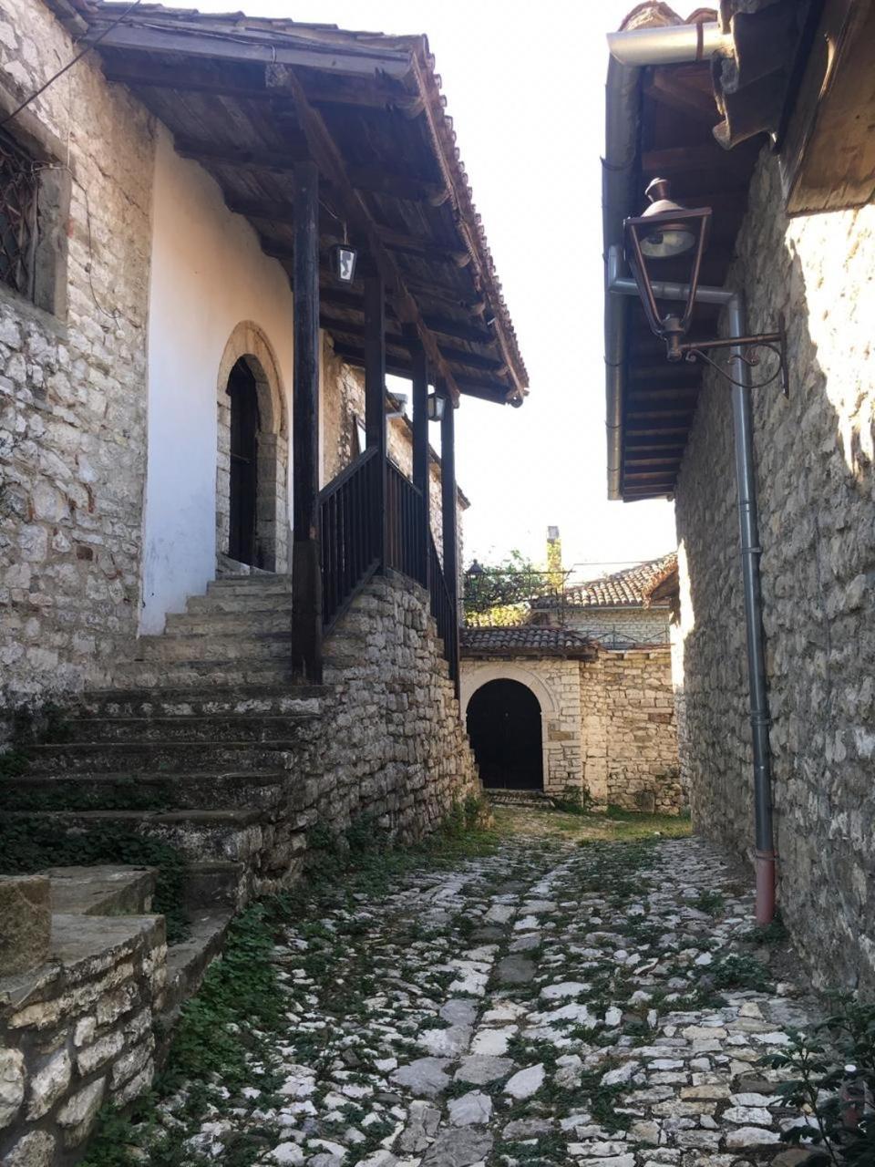 Pjetri House