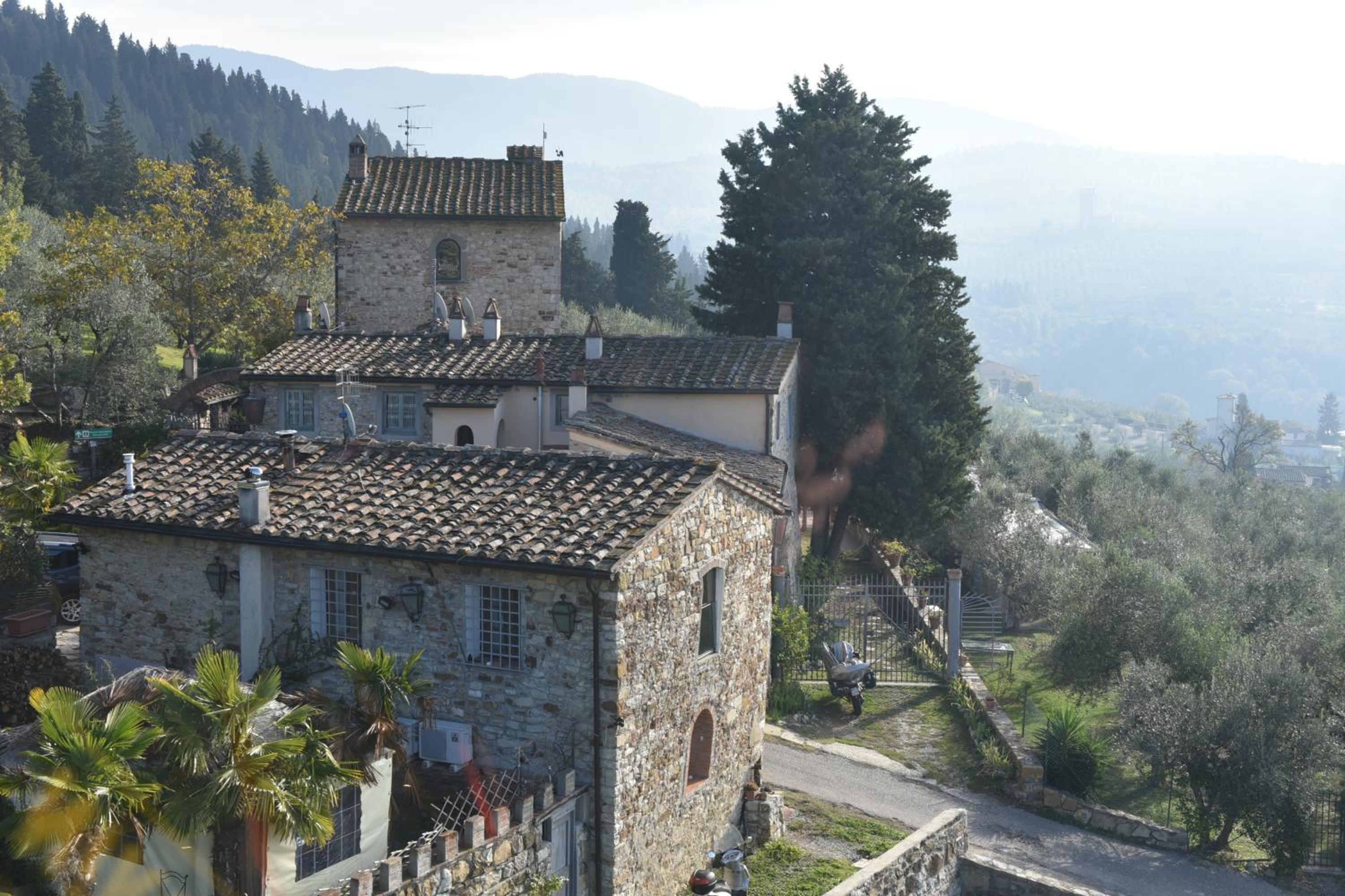 Borgo Medievale di Poggio Alla Pieve Relais, Food & Art
