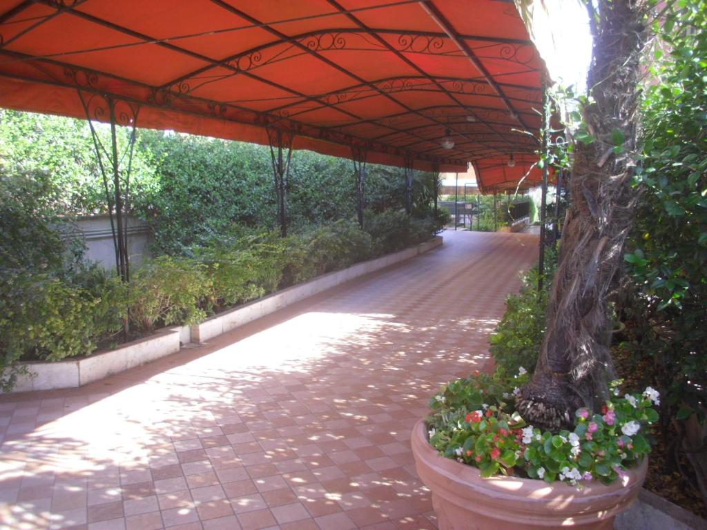 Lovely Little Apartment in Via Aurelia