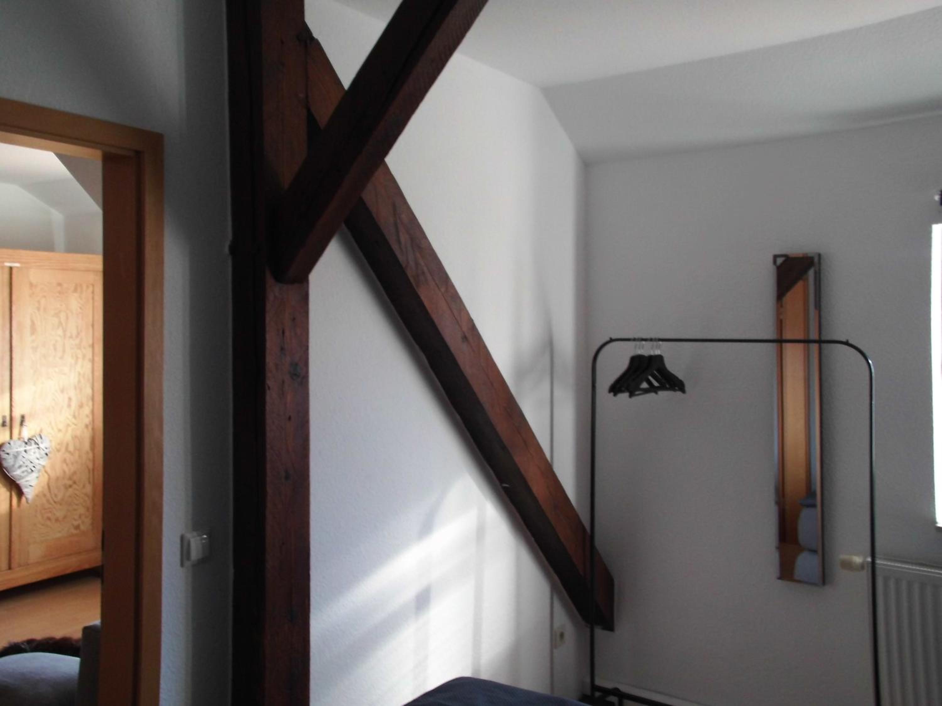 Photo 33