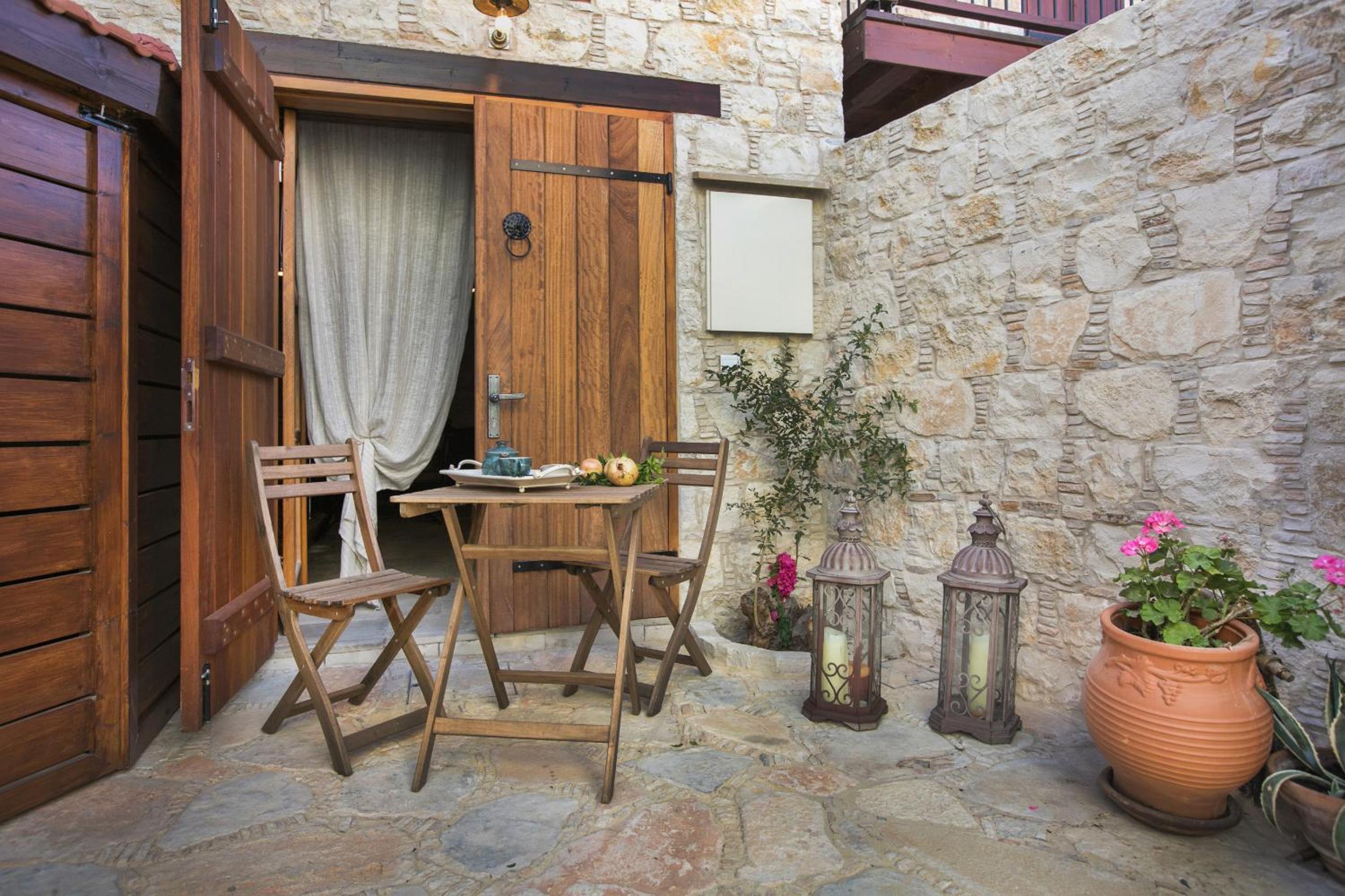 Oinoessa Traditional Boutique Guest Houses