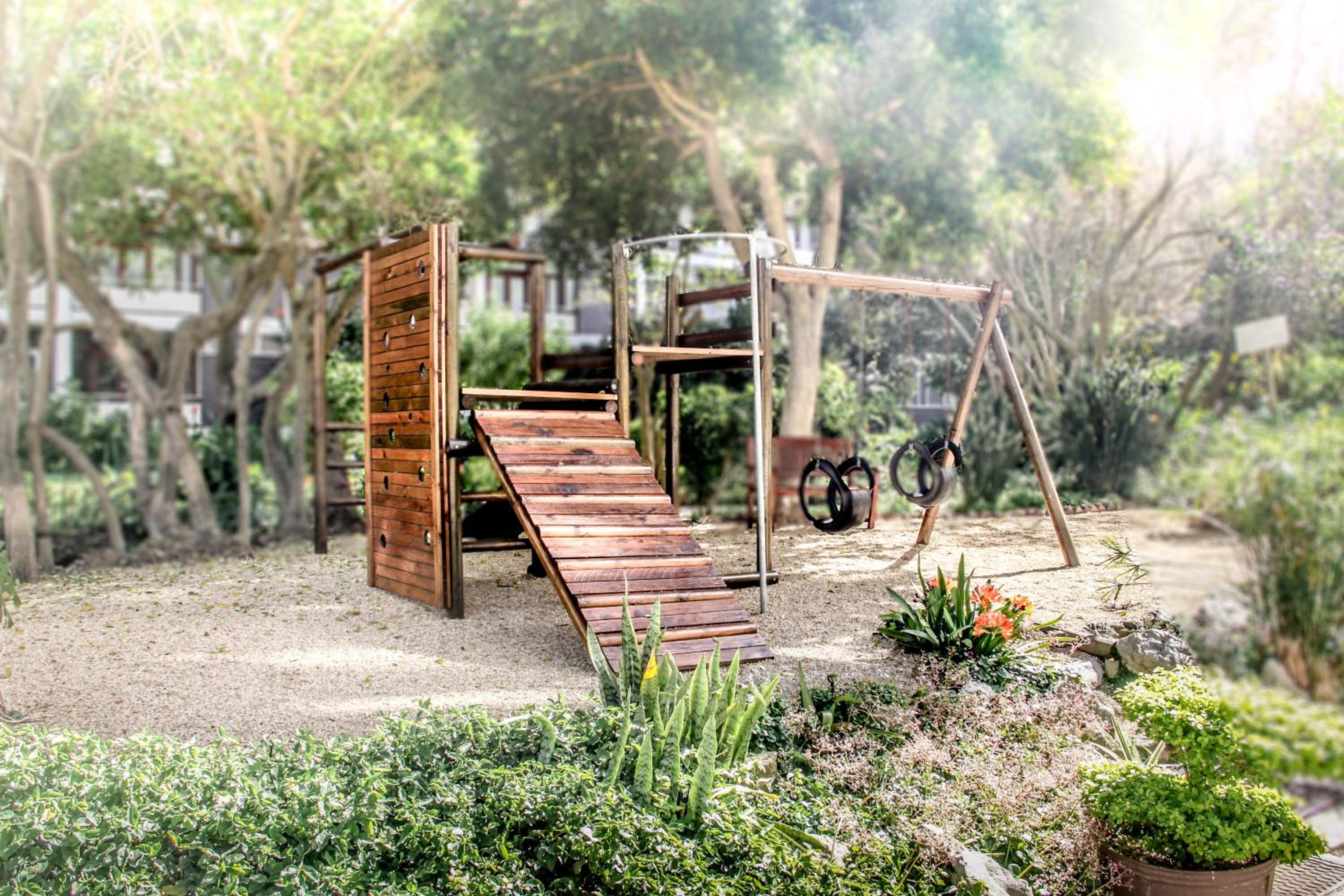 438 St Martini Gardens