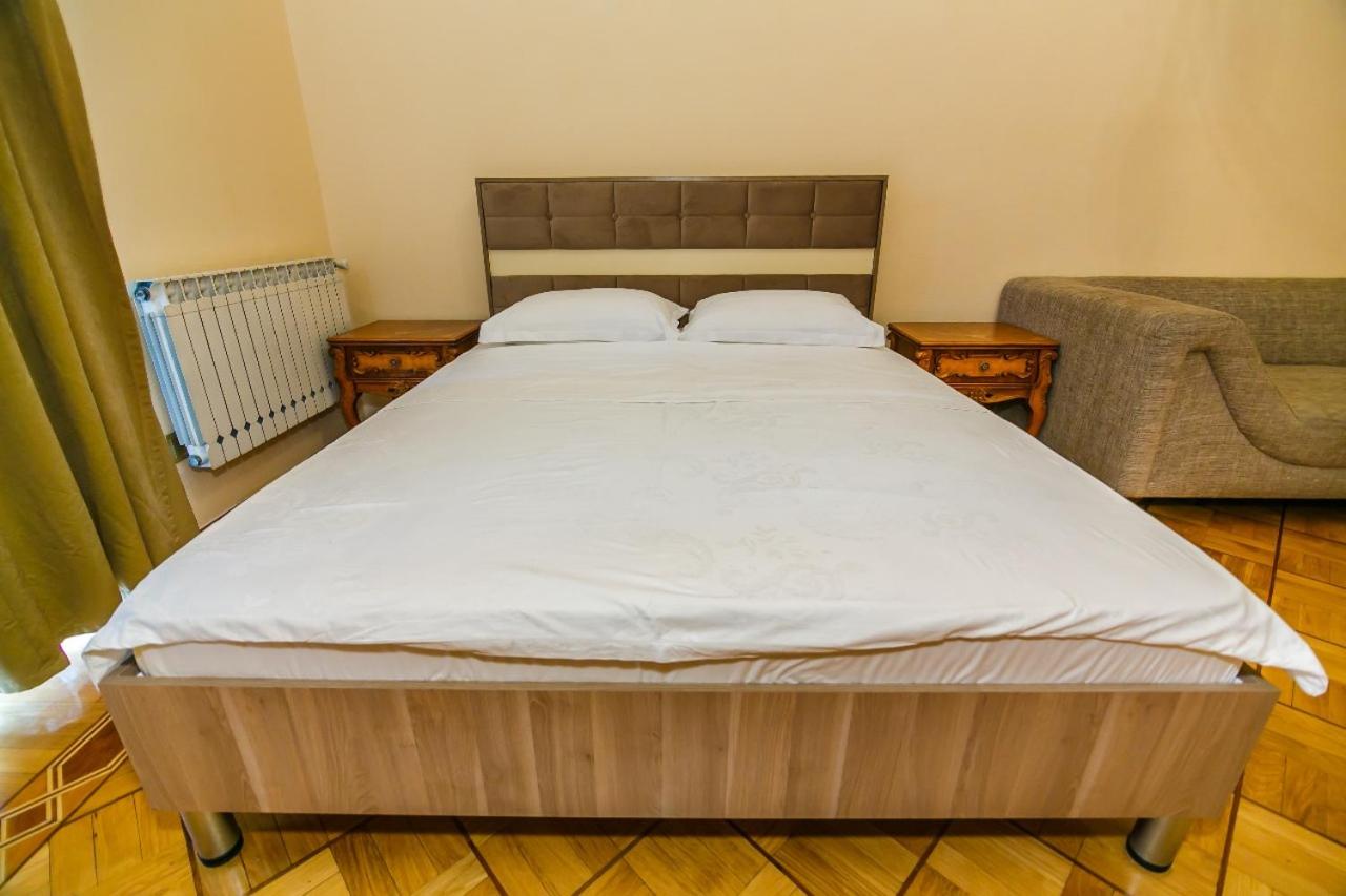 Baku City Apartment 4 Bedrooms