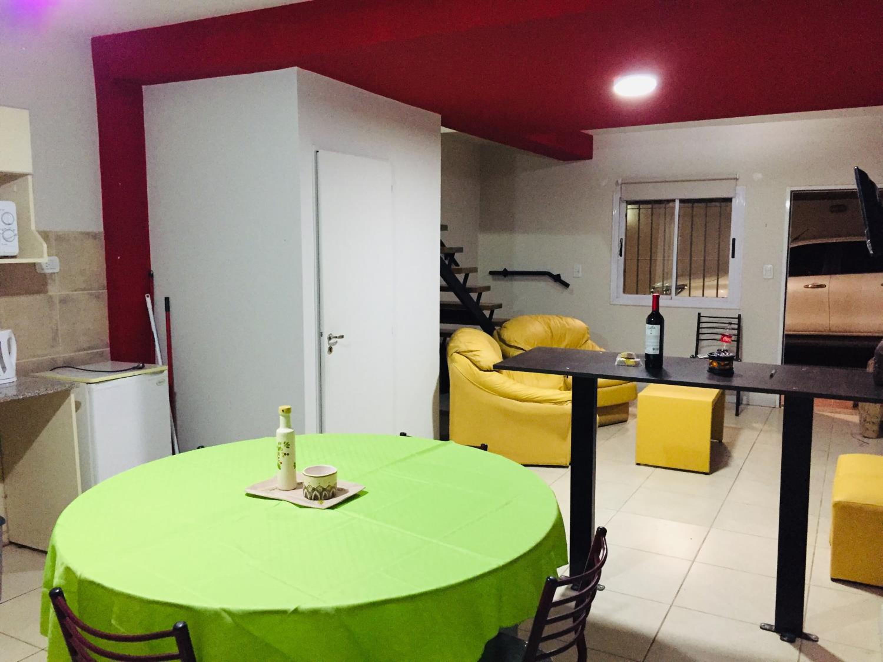 Excelente Duplex en Consorcio Privado c/ cochera