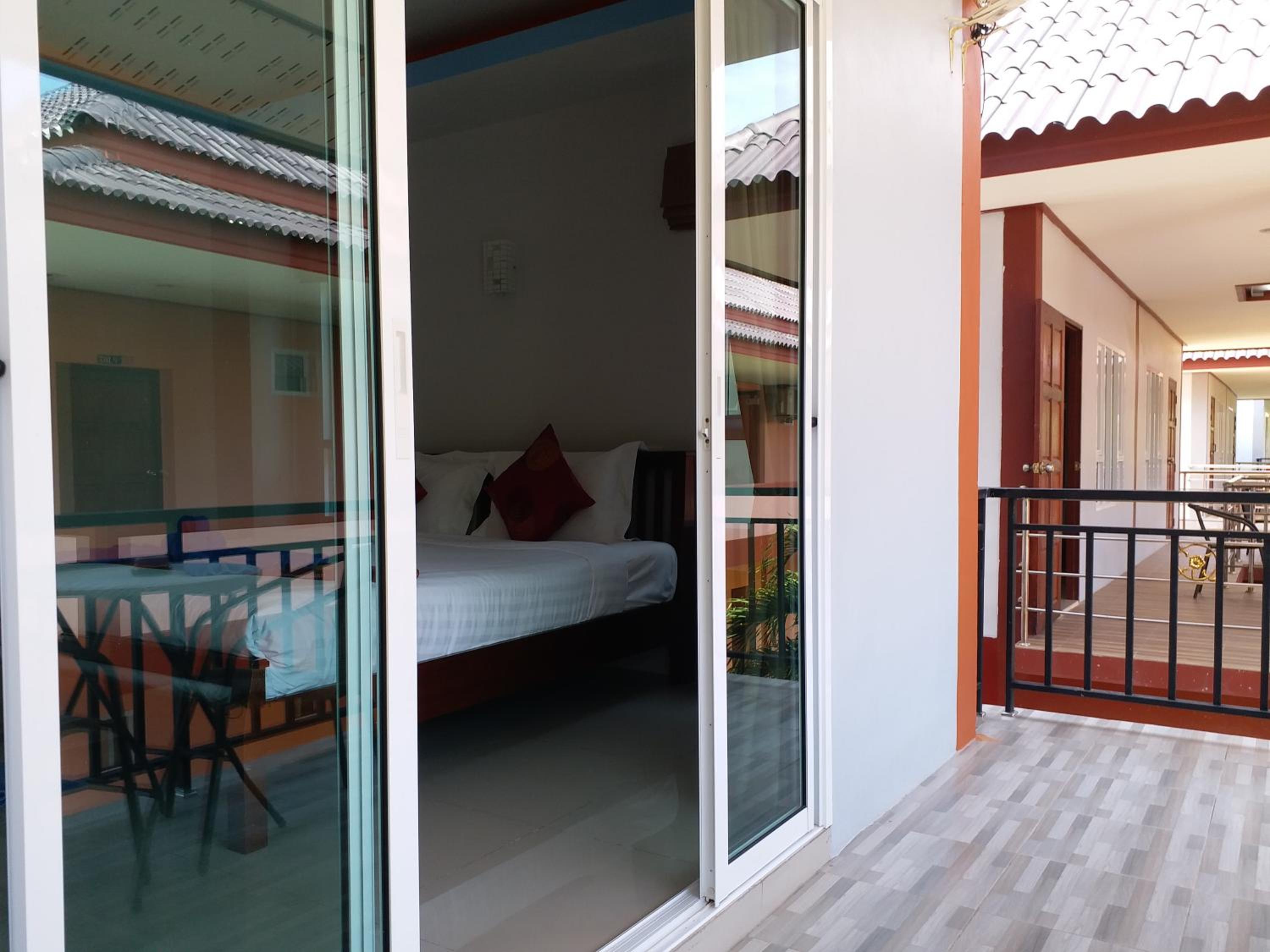 Tamarind Lanta Resort