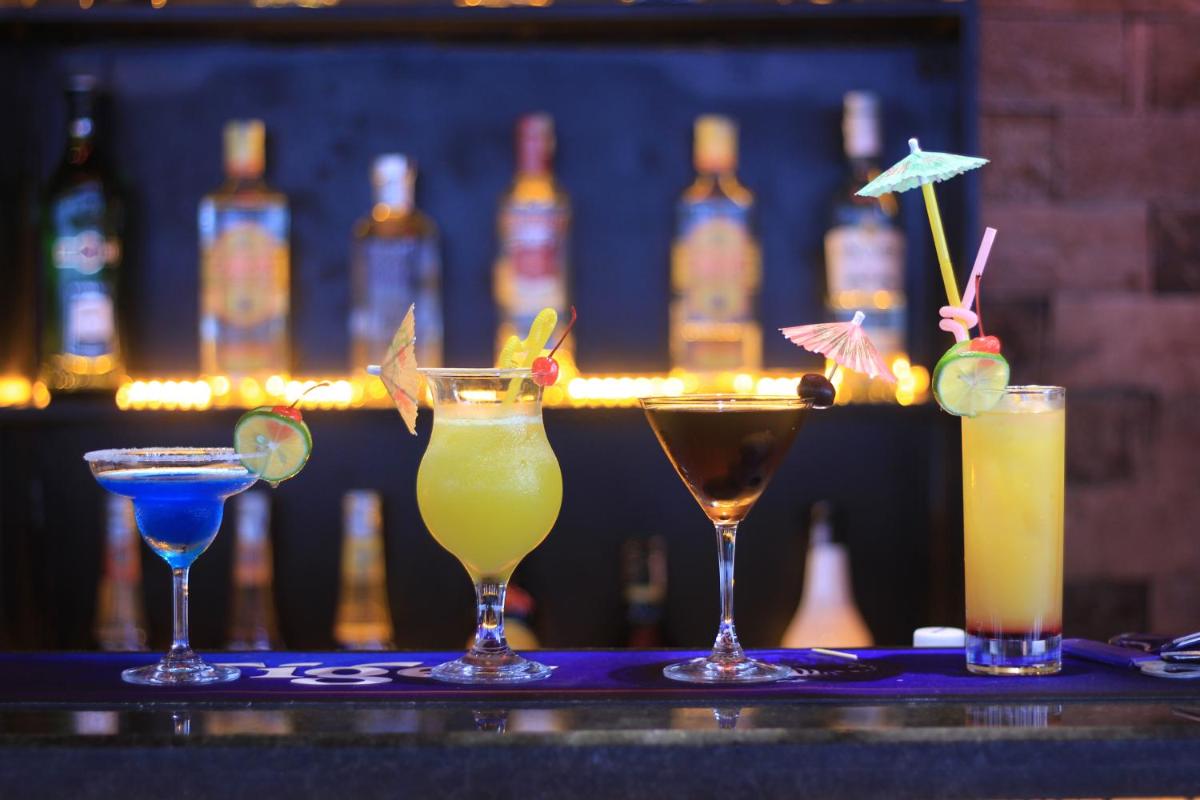 bar