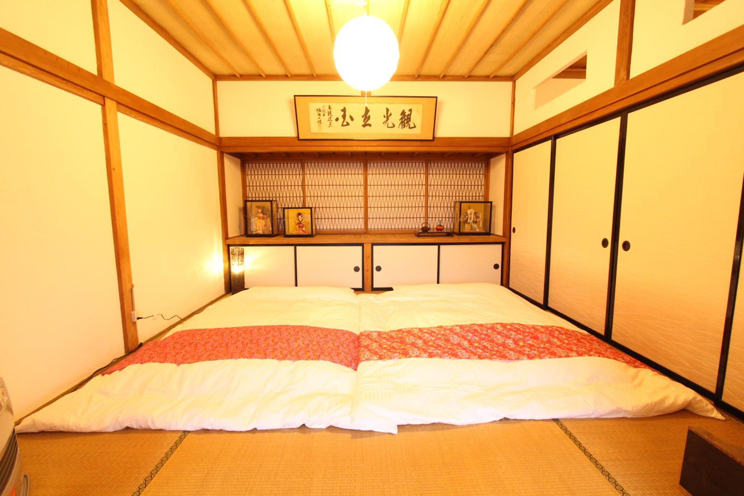 Photo 33
