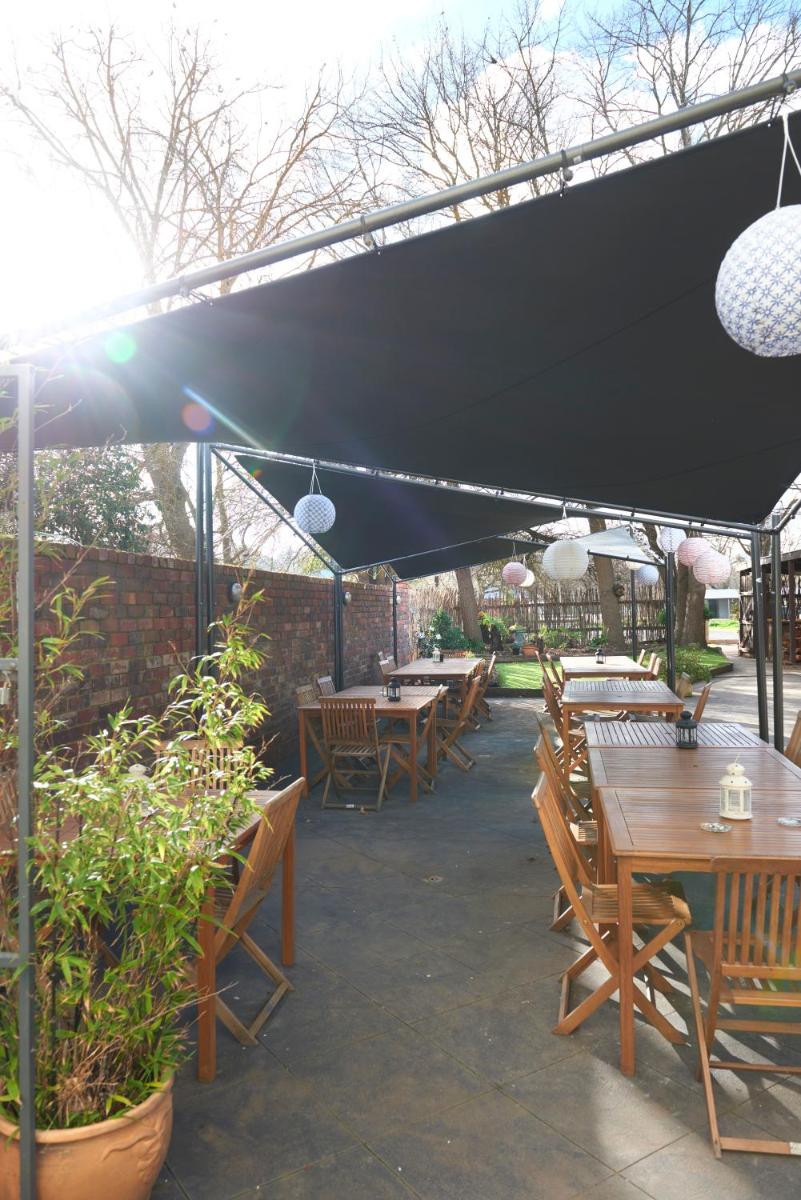 outdoor BBQ area