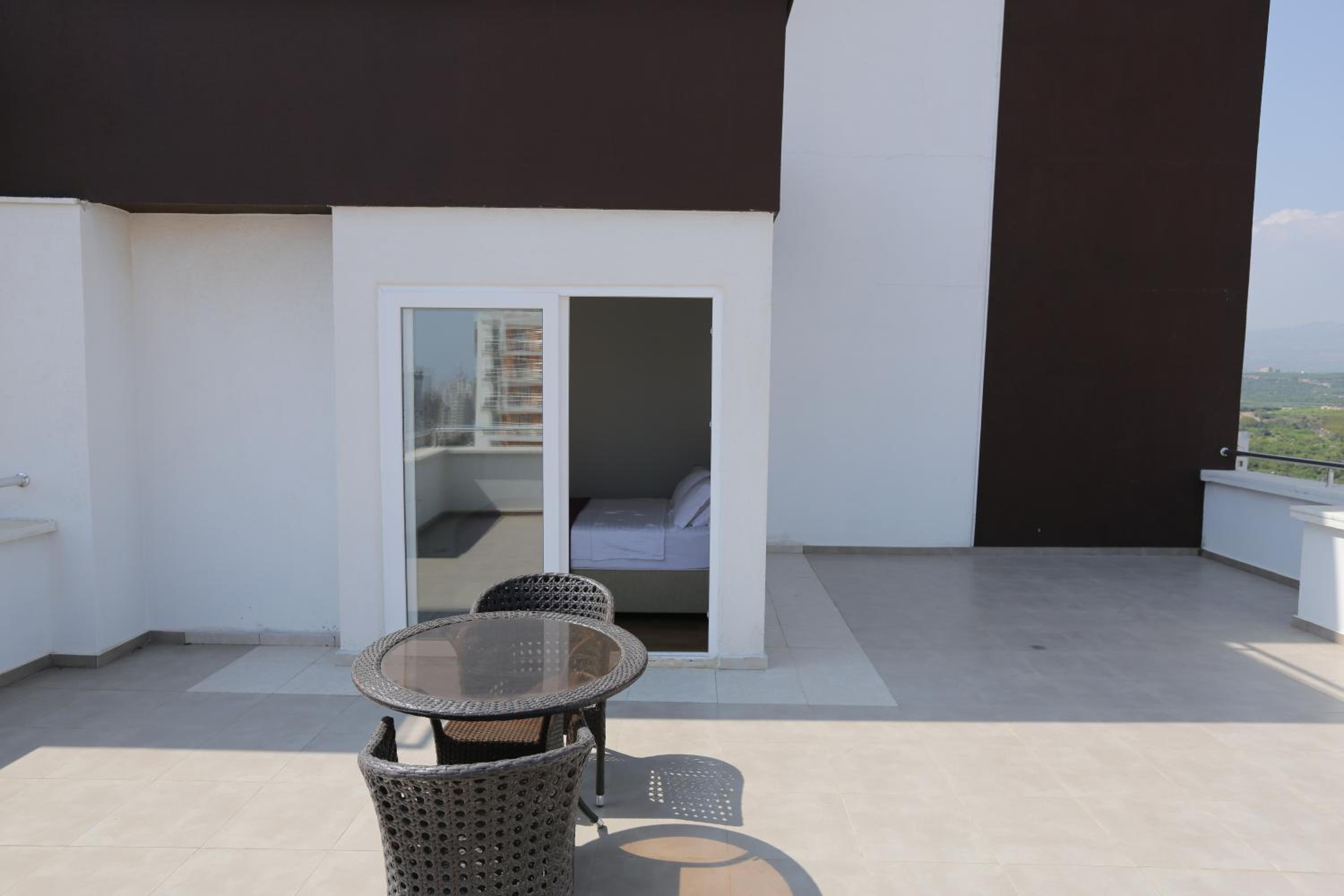 Upart Home - Image 66
