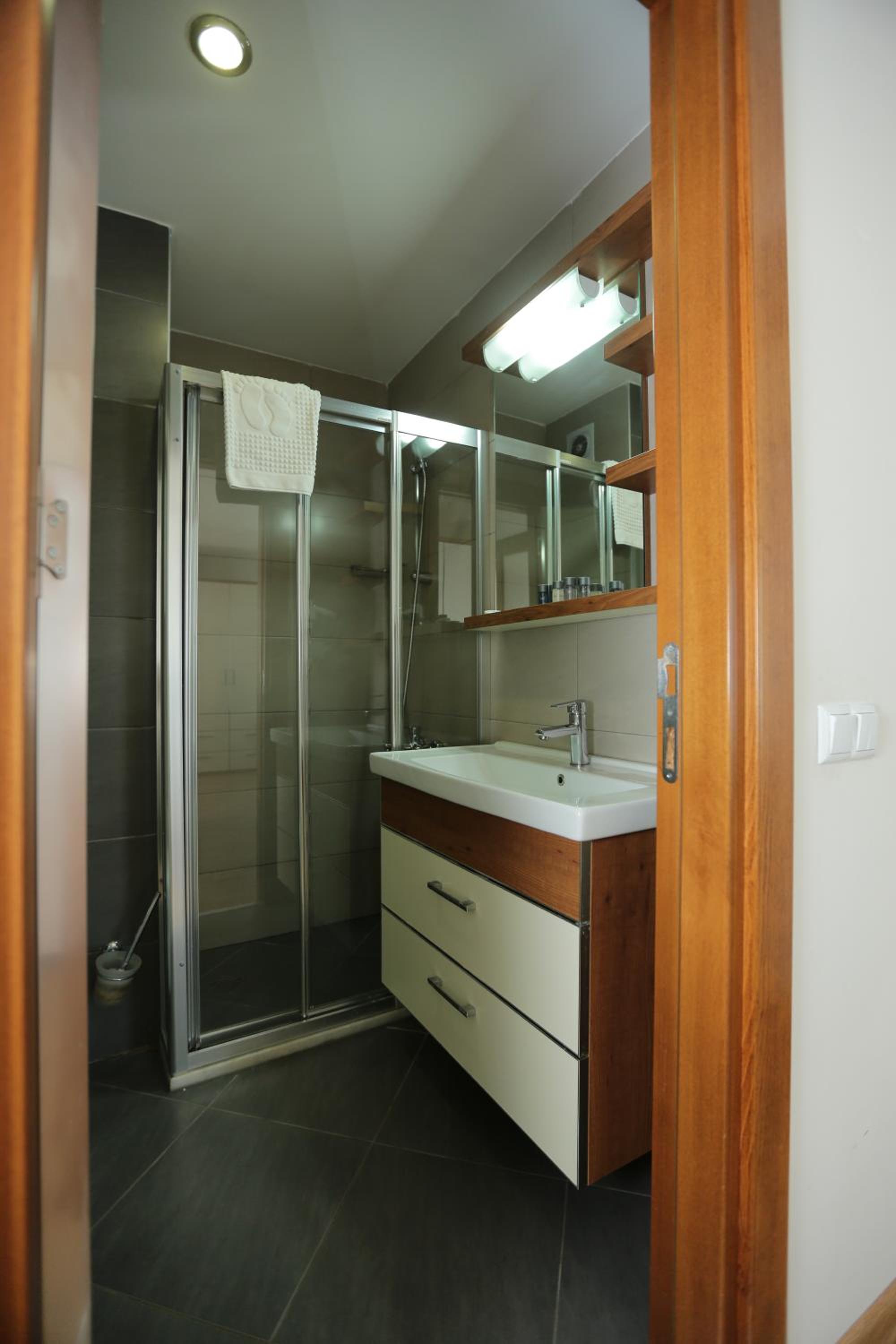 Upart Home - Image 64