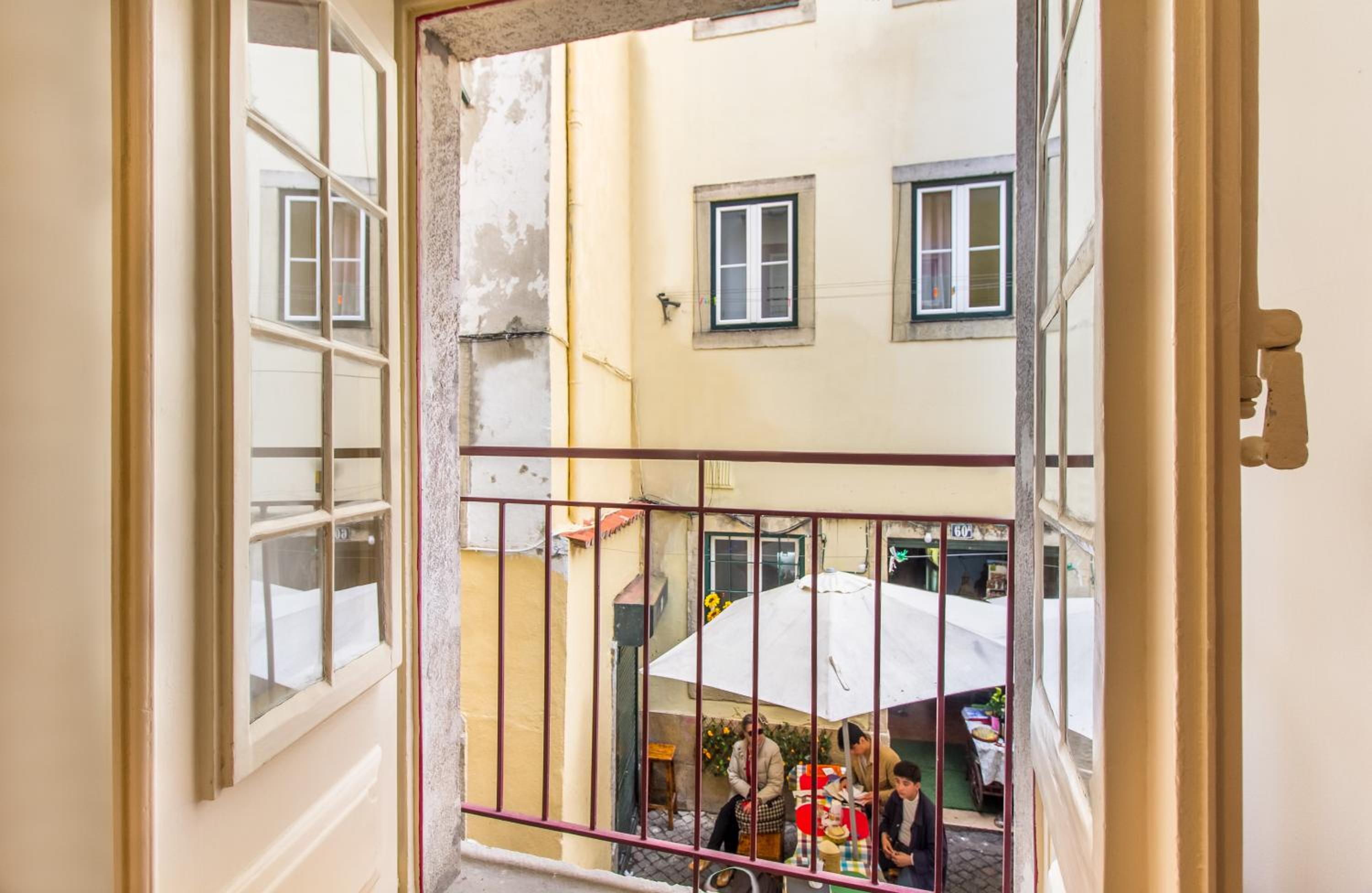 Guest Inn Alfama Apartments view 5