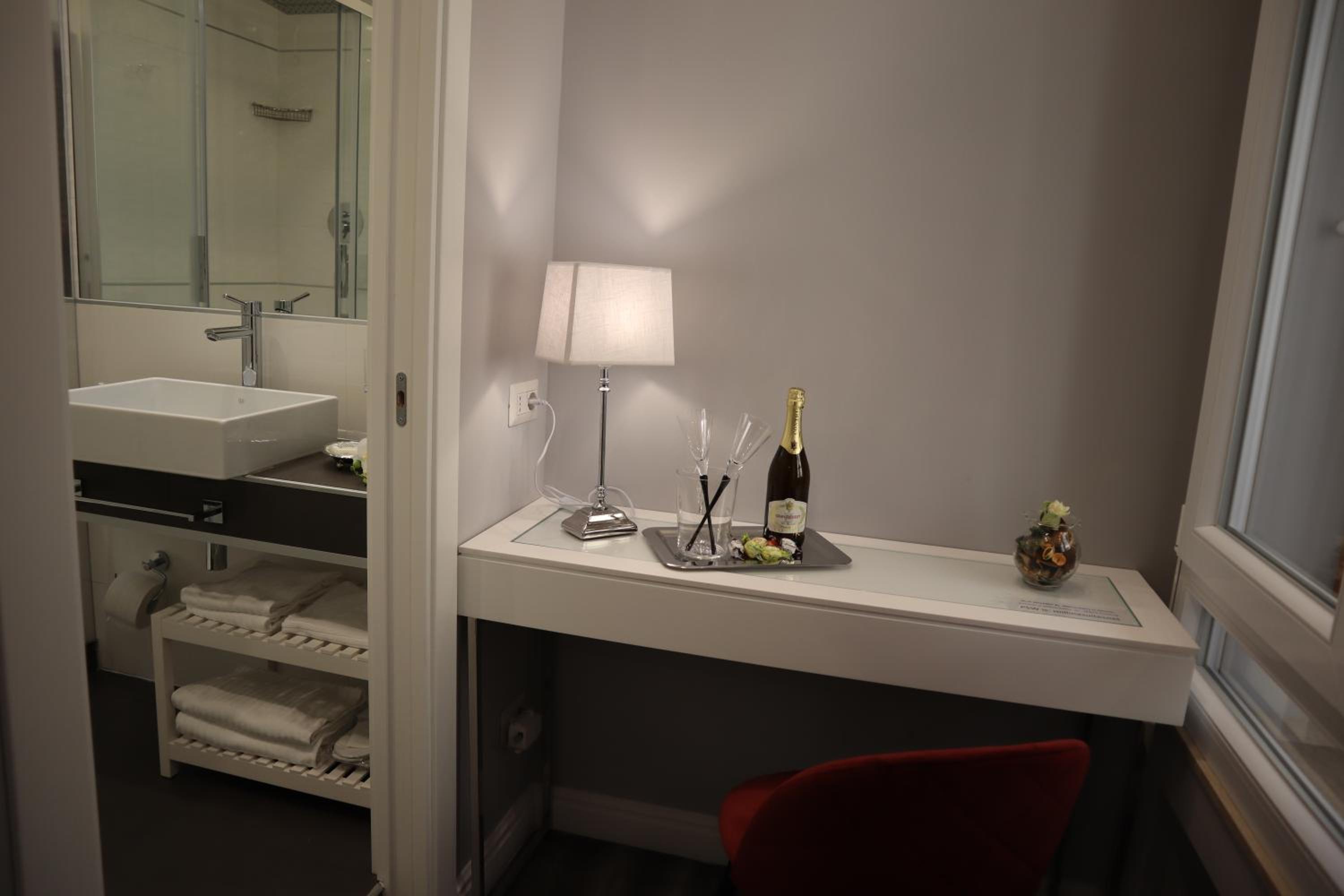 MILLINA SUITES IN NAVONA
