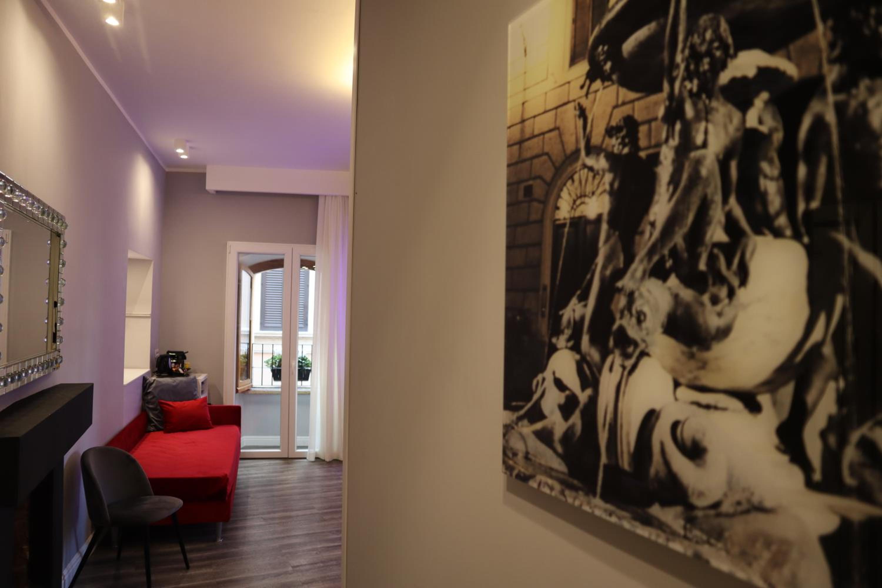 MILLINA SUITES IN NAVONA