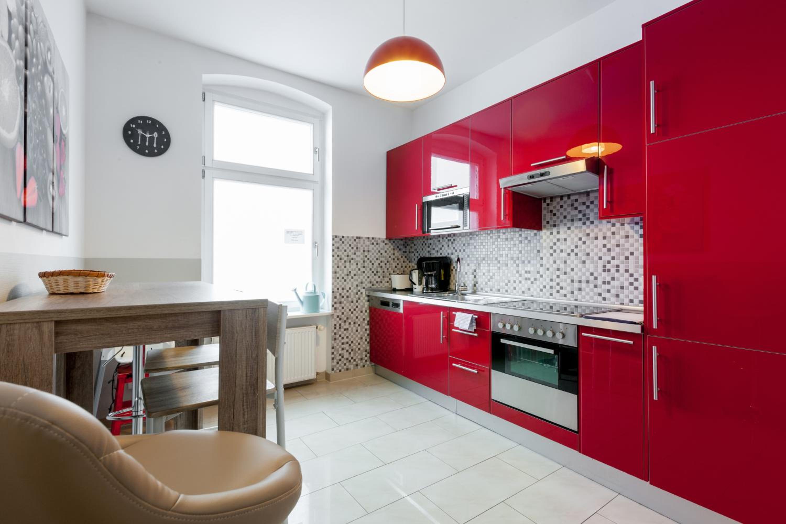 Dilo Apartments 150 sqm Modern Historic Apartments for 12 Guests