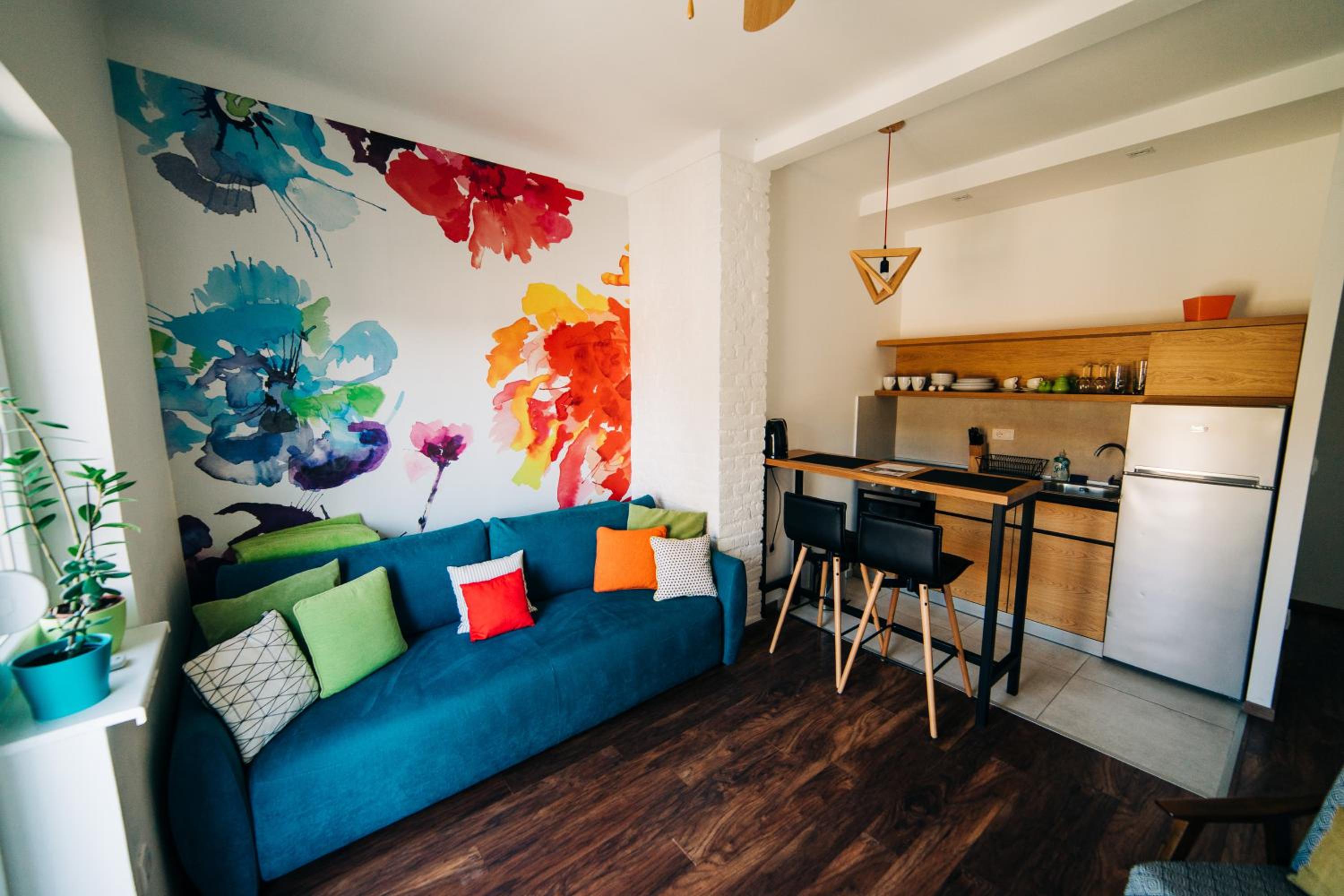 NS center apartment
