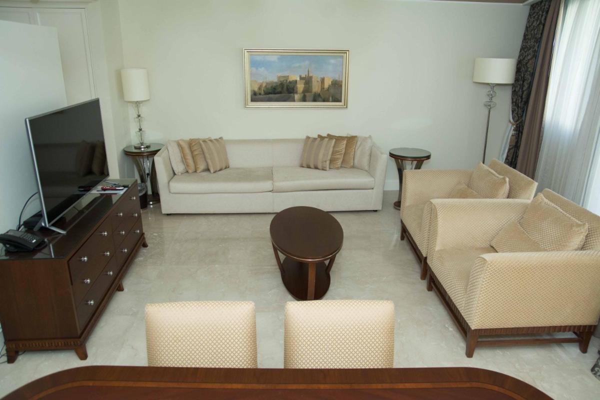 Waldorf Astoria Residences- Rental Israel view 5