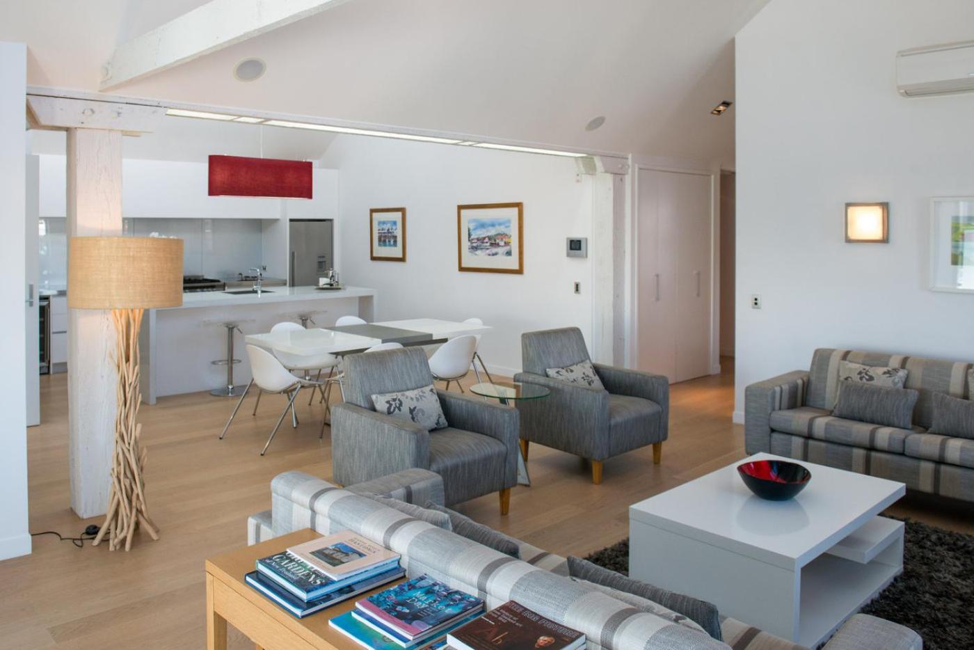 Luxurious Loft Apartments in the heart of Ahuriri view 2