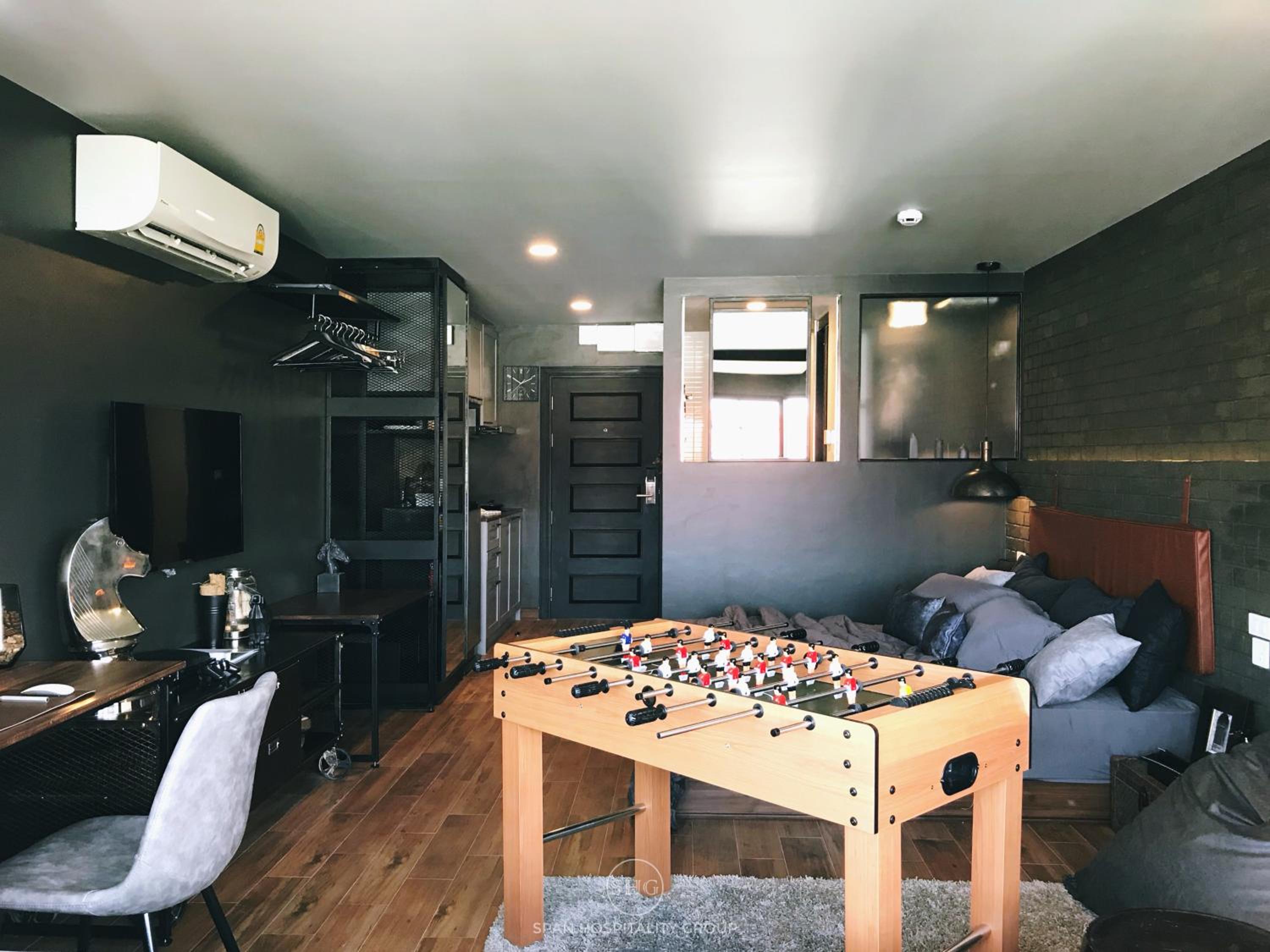 hotel room