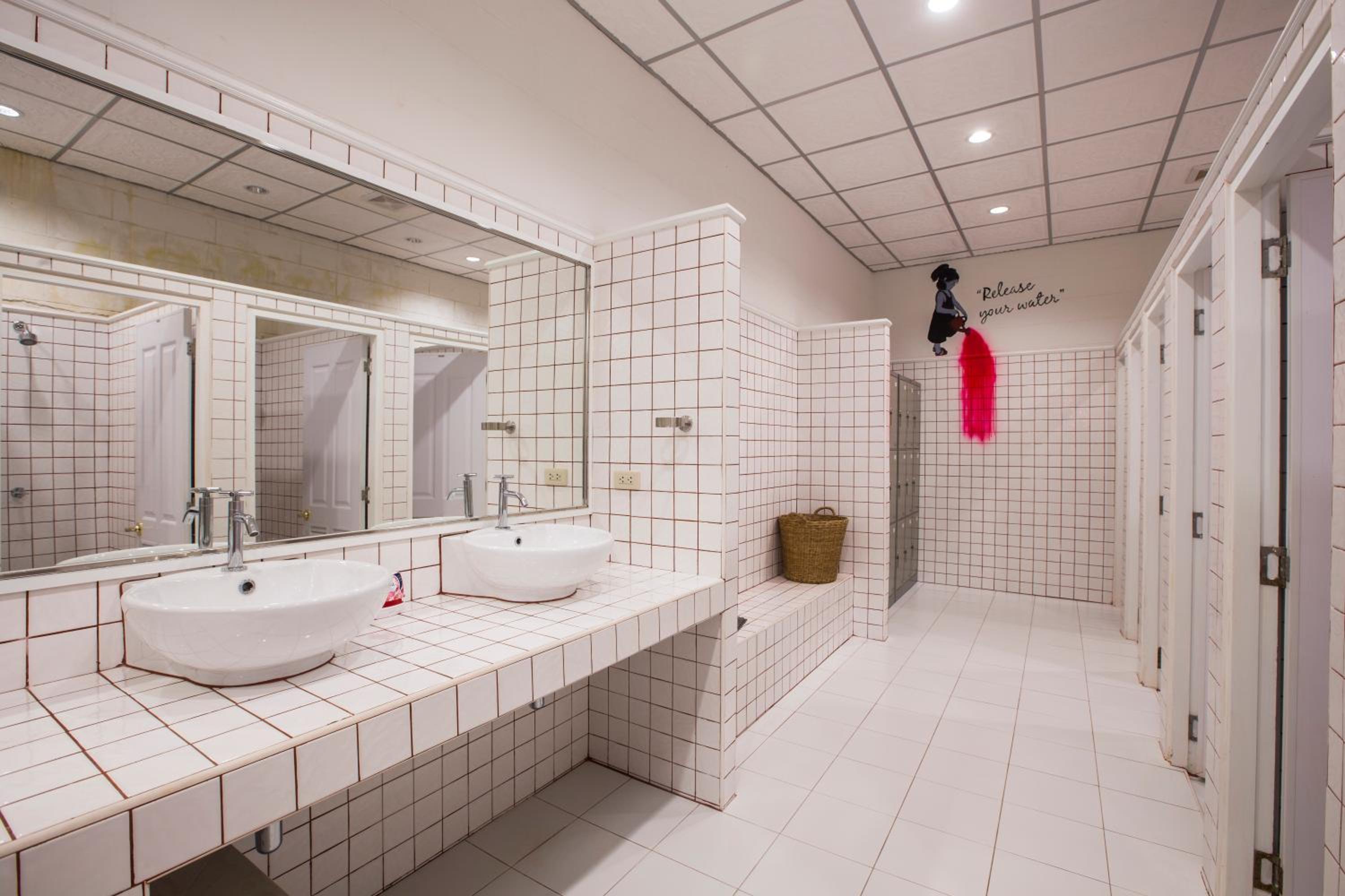 Azure Hostel Bangkok