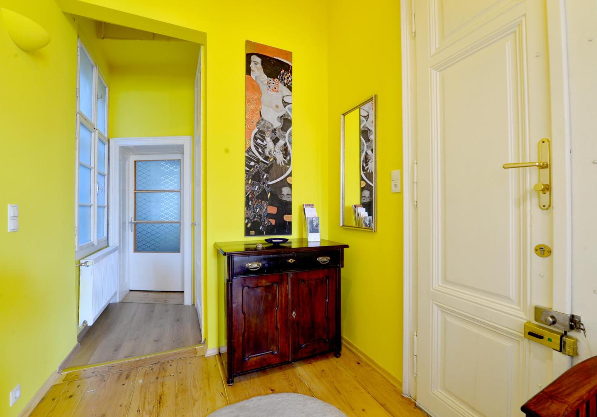 Stylish, Cosy & Central