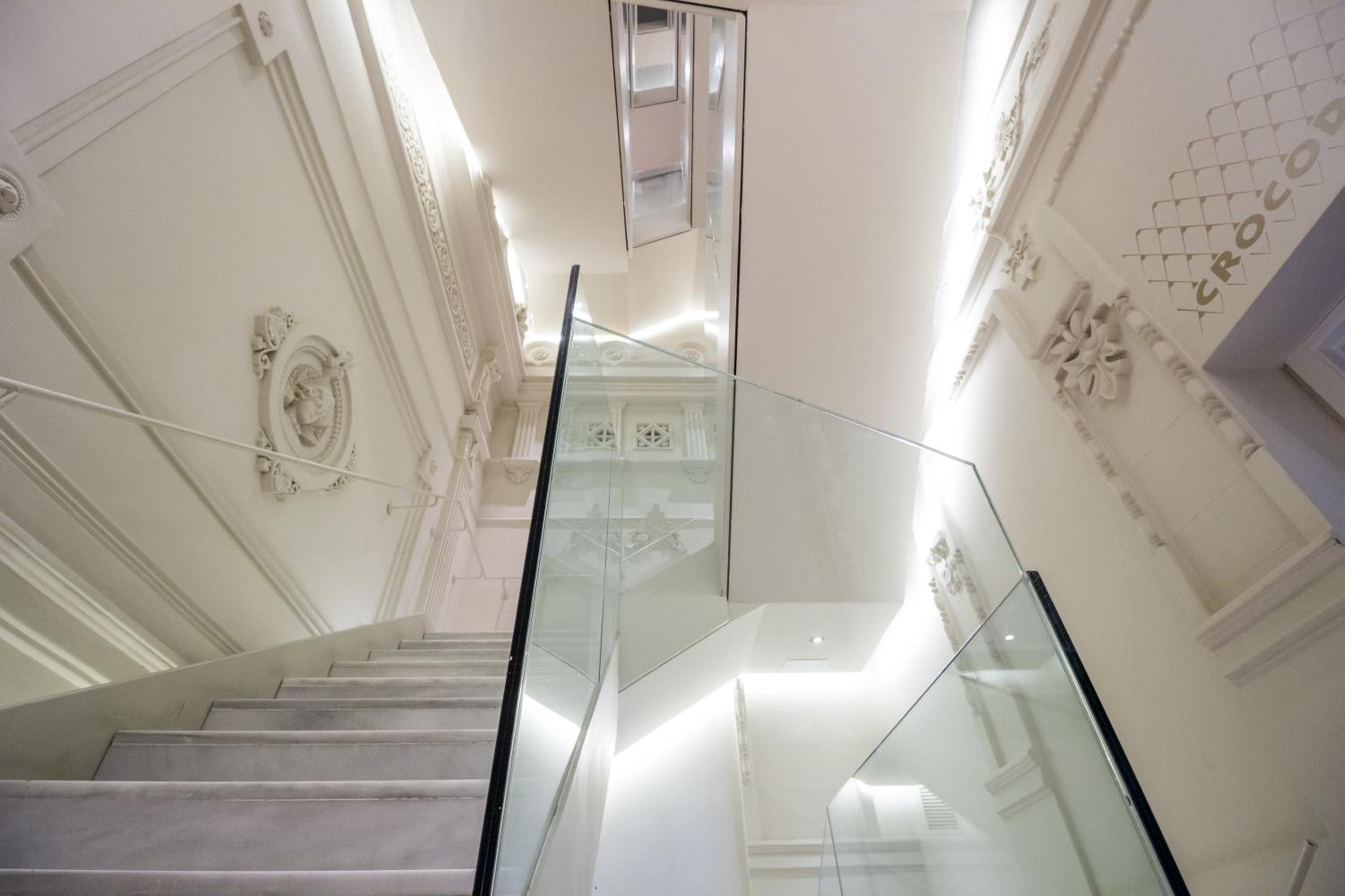 Sant Jordi Hostels Rock Palace