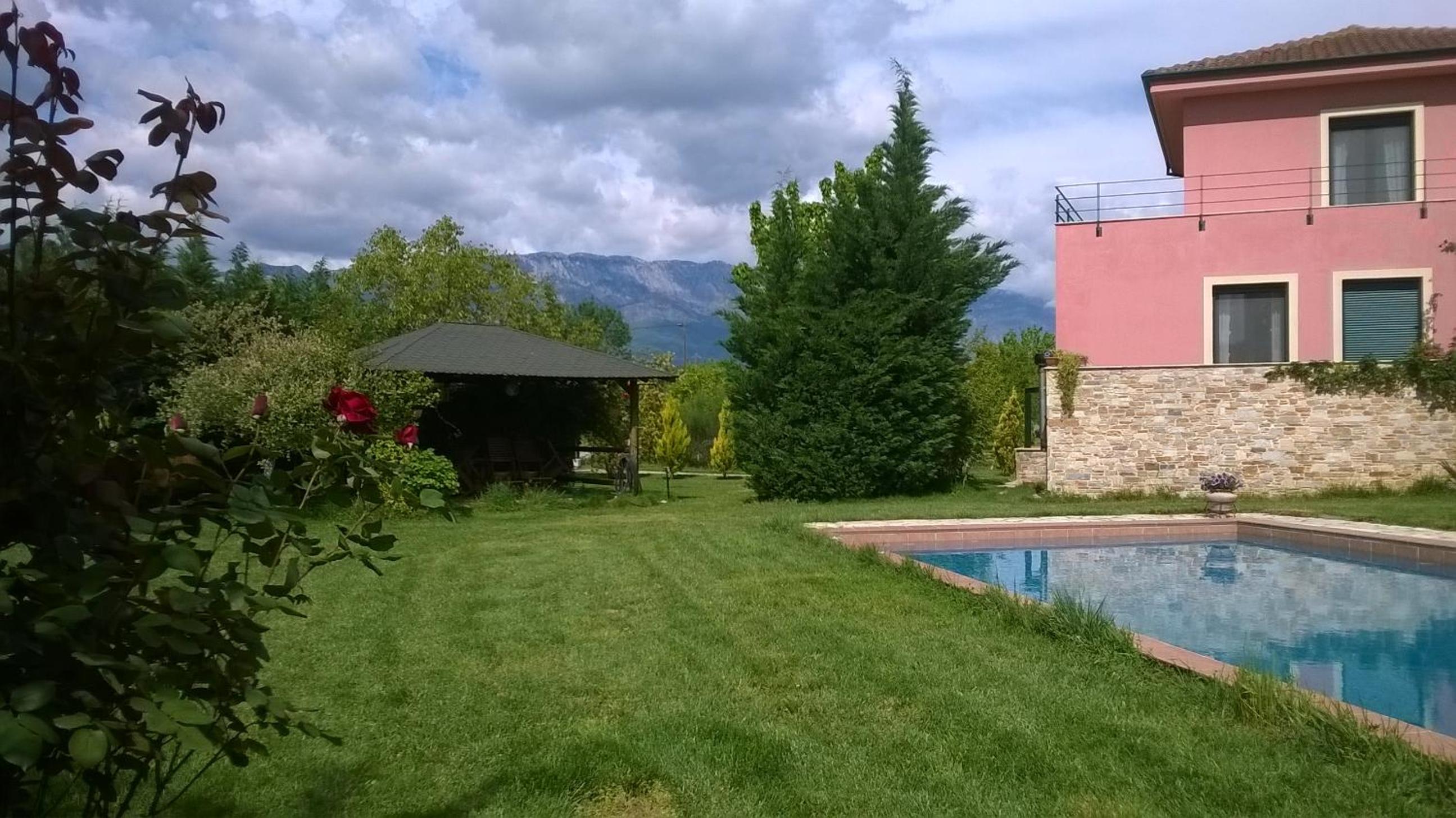 Photo 16
