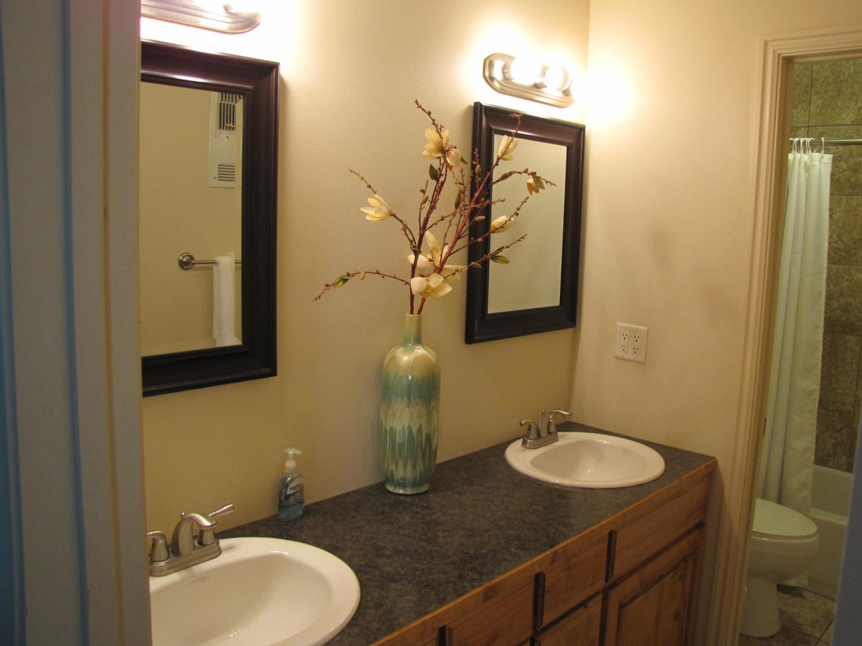 Cedar Canyon Condos