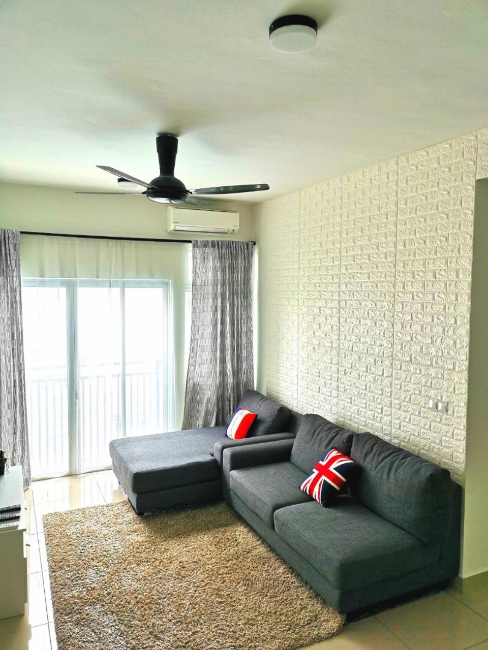 Meridin Bayvue Serviced Apt photo 4