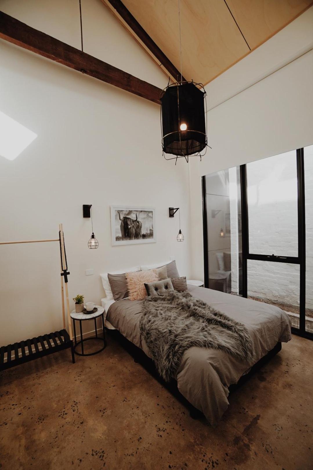 Geelong Vacations - THE WAREHOUSE APARTMENTS - Property Image 9