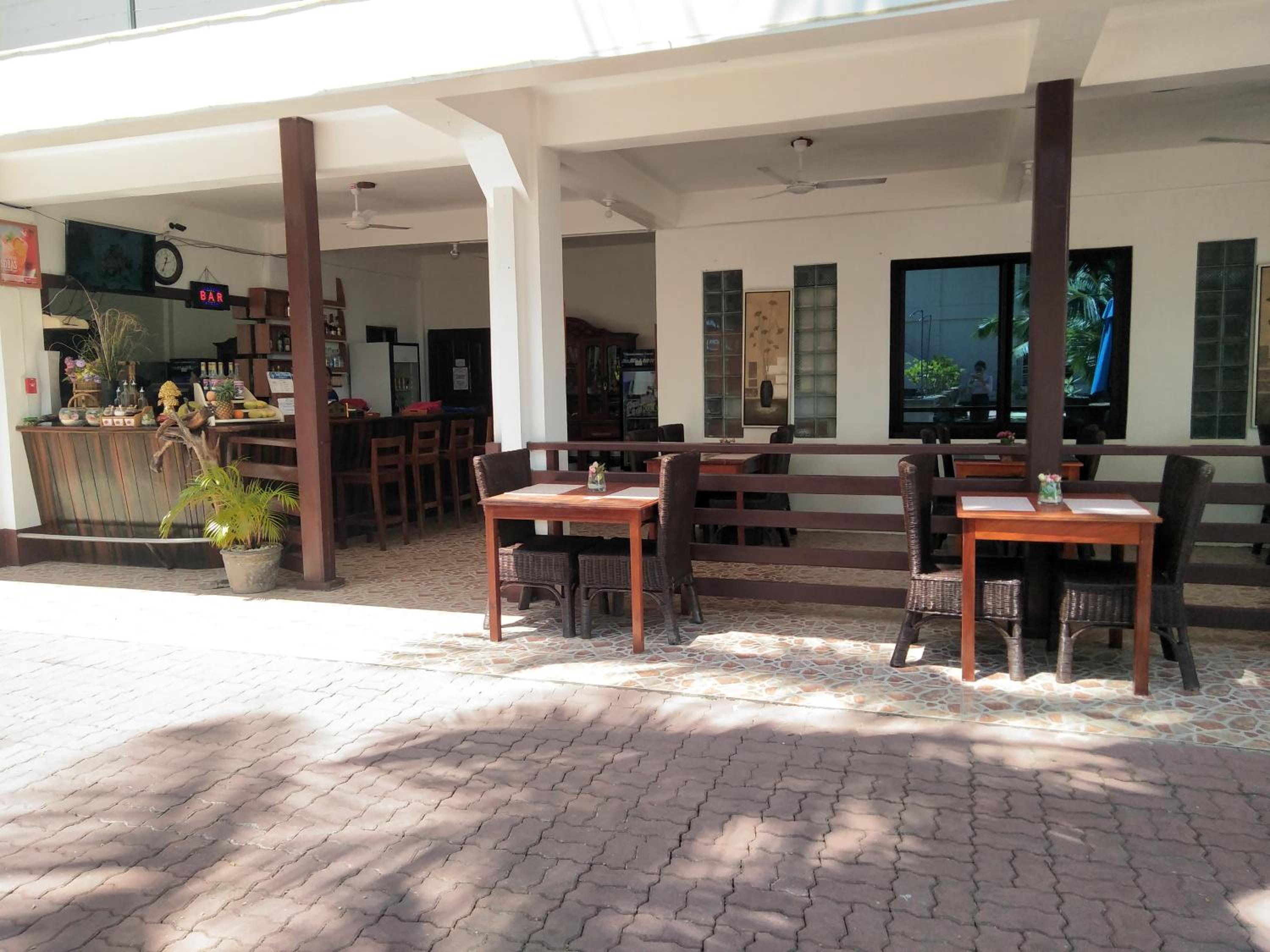 Costa Palawan Resort