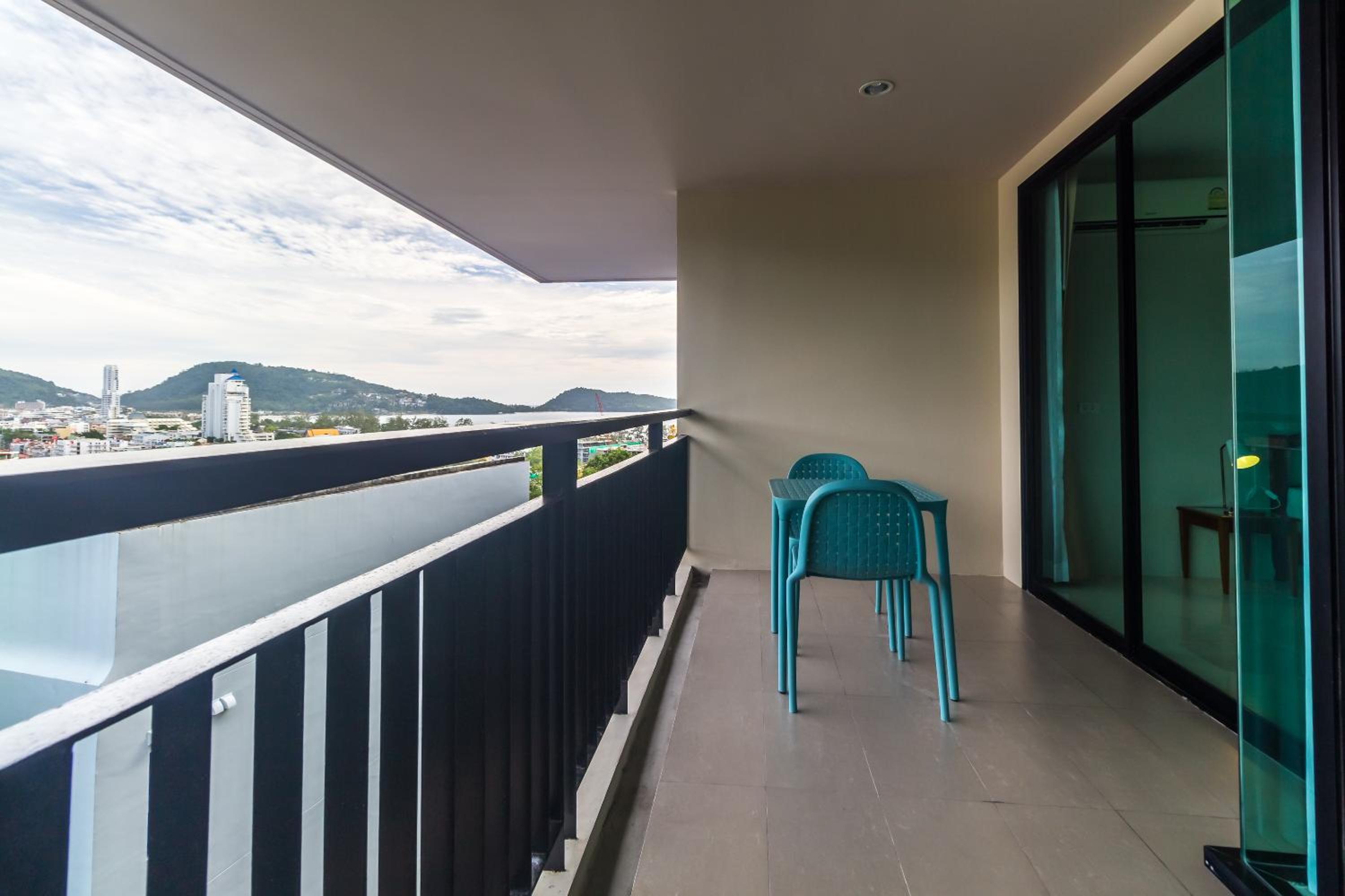 Apartments at The Bliss Condo by Lofty view 5