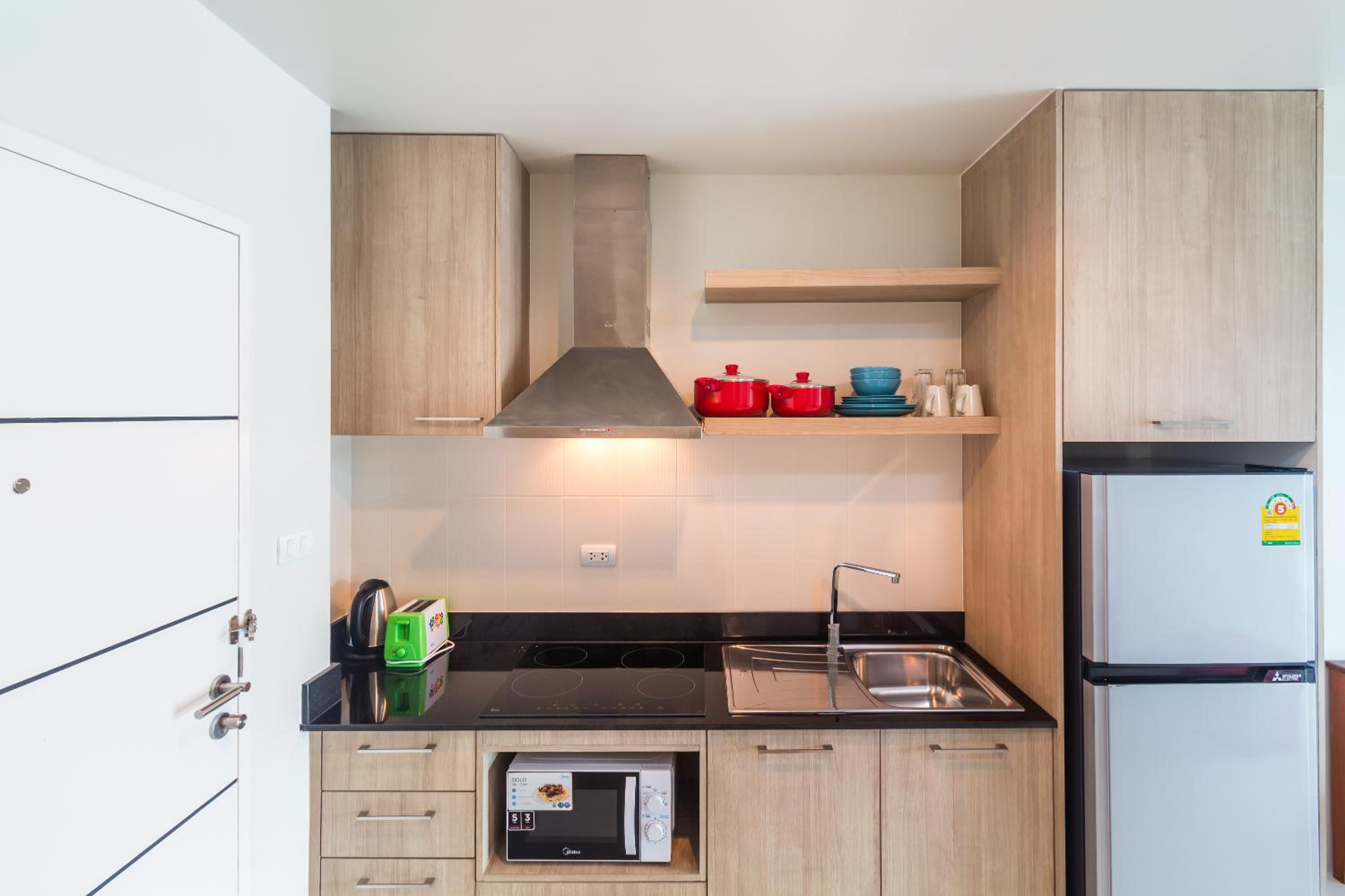 Apartments at The Bliss Condo by Lofty view 4