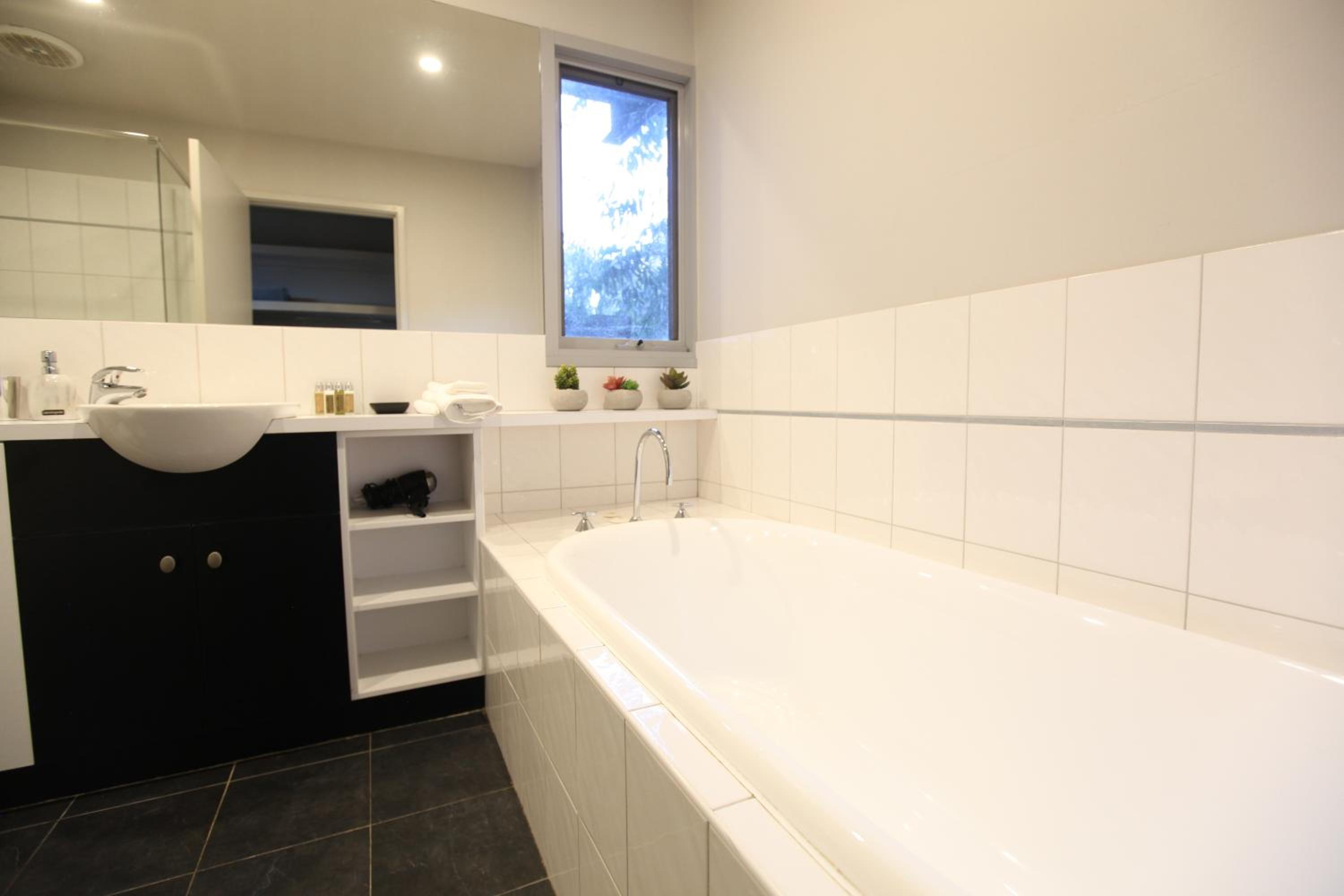 Lorne Luxury