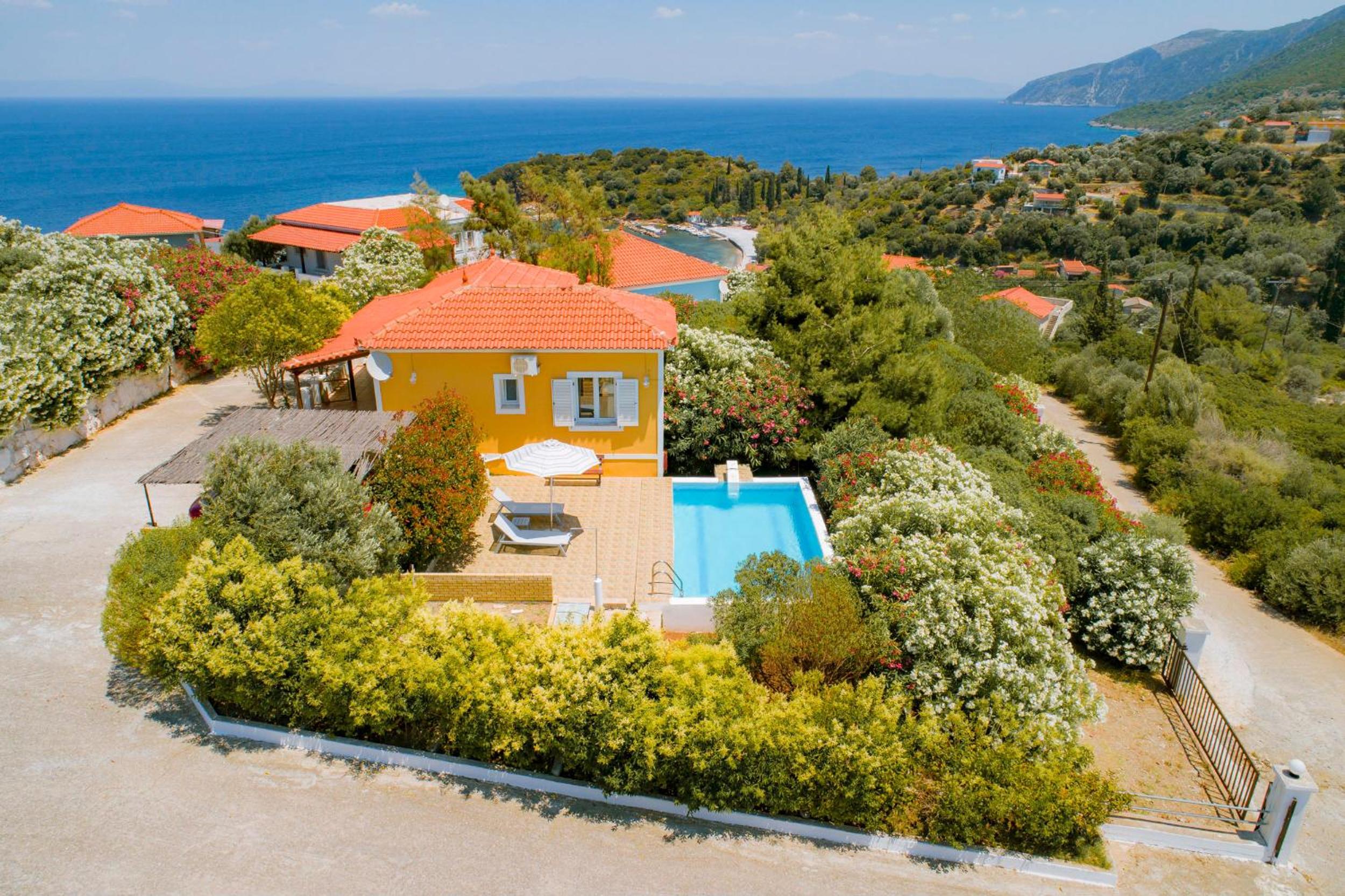 Mouzakis Villas