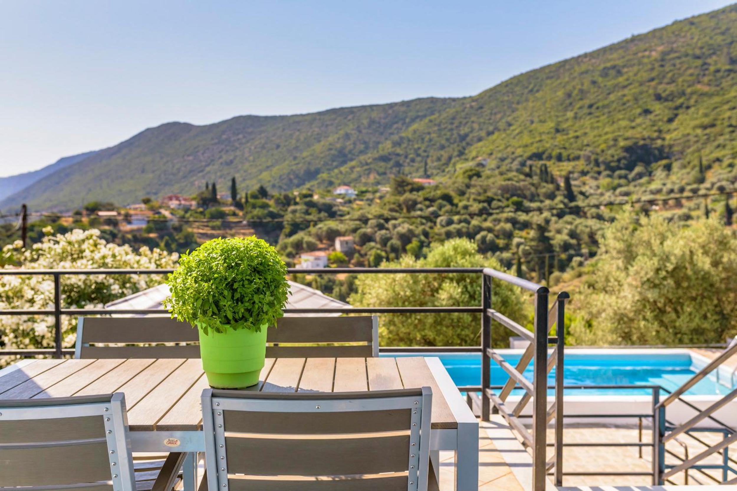 Mouzakis Villas