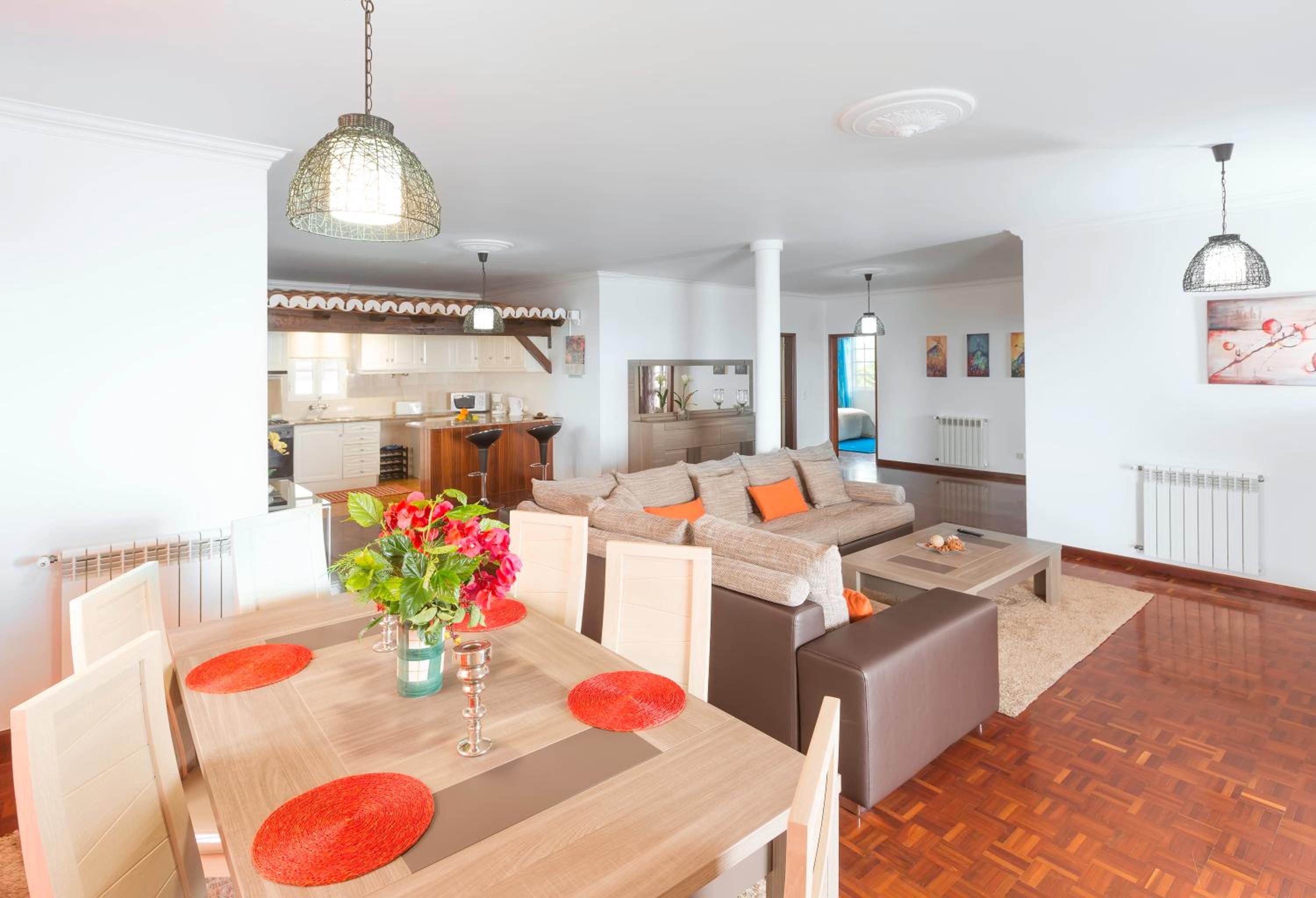 Charming Apartments in Funchal - São Gonçalo view 4