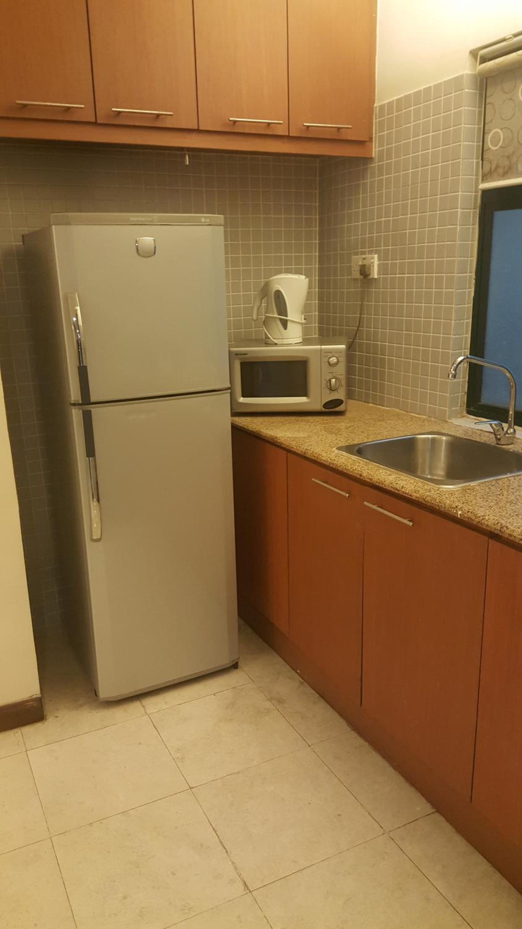 PENINSULA SEMANTAN SUITEs