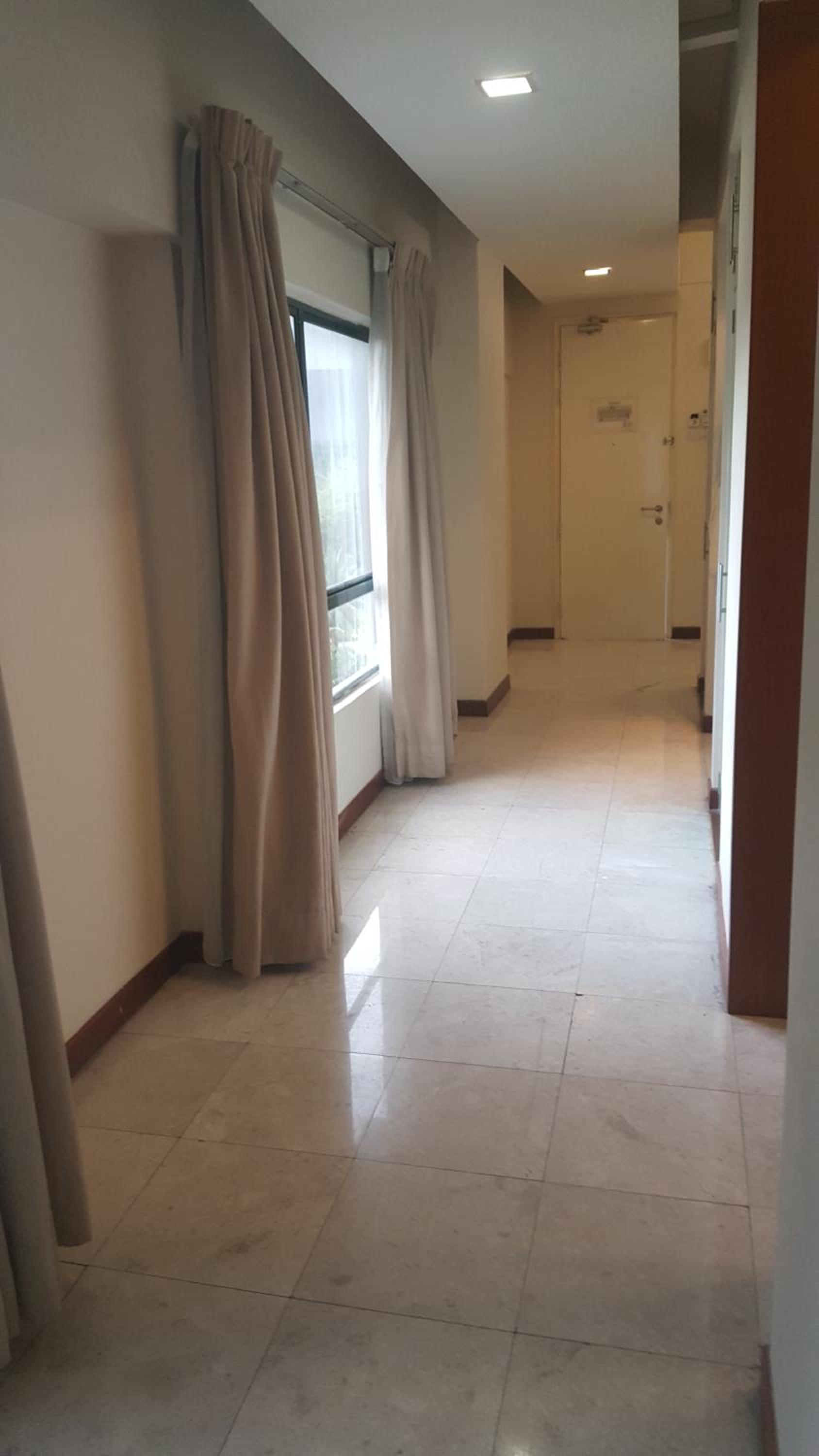 PENINSULA SEMANTAN SUITEs