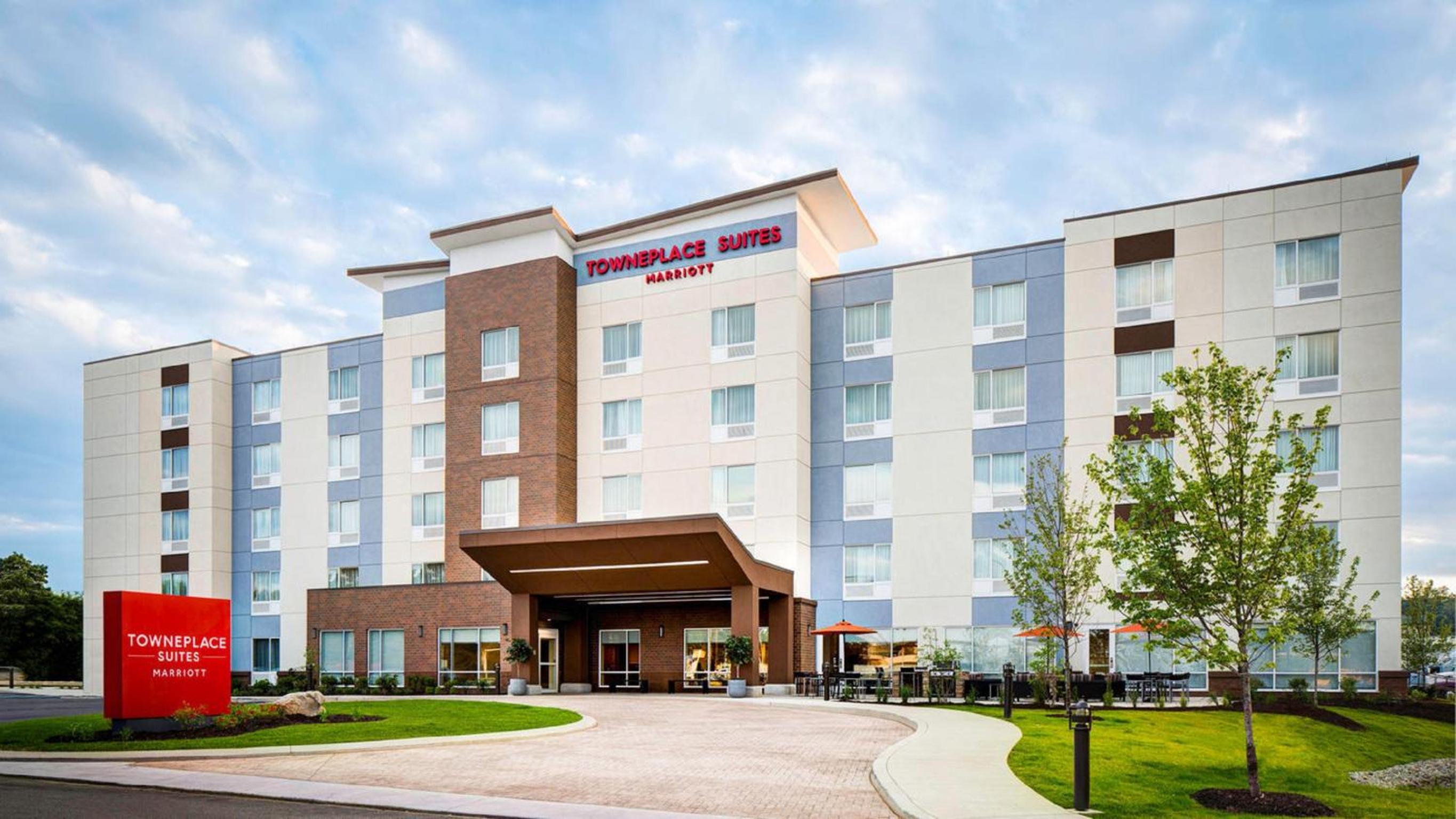 Kingsville Vacations - TownePlace Suites by Marriott Kingsville - Property Image 3