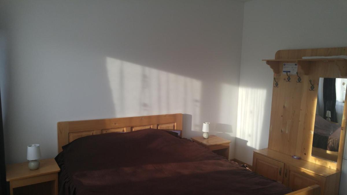Photo 33