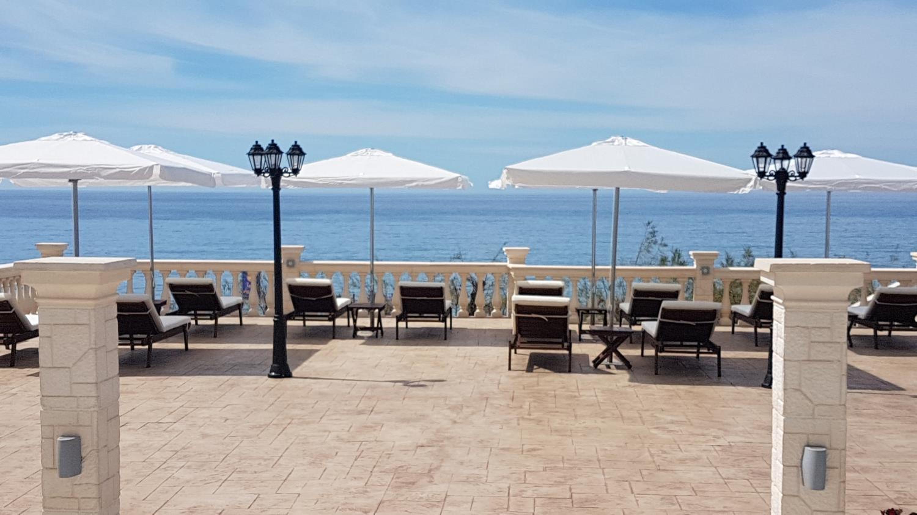 Kostas Beach Apartments view 3