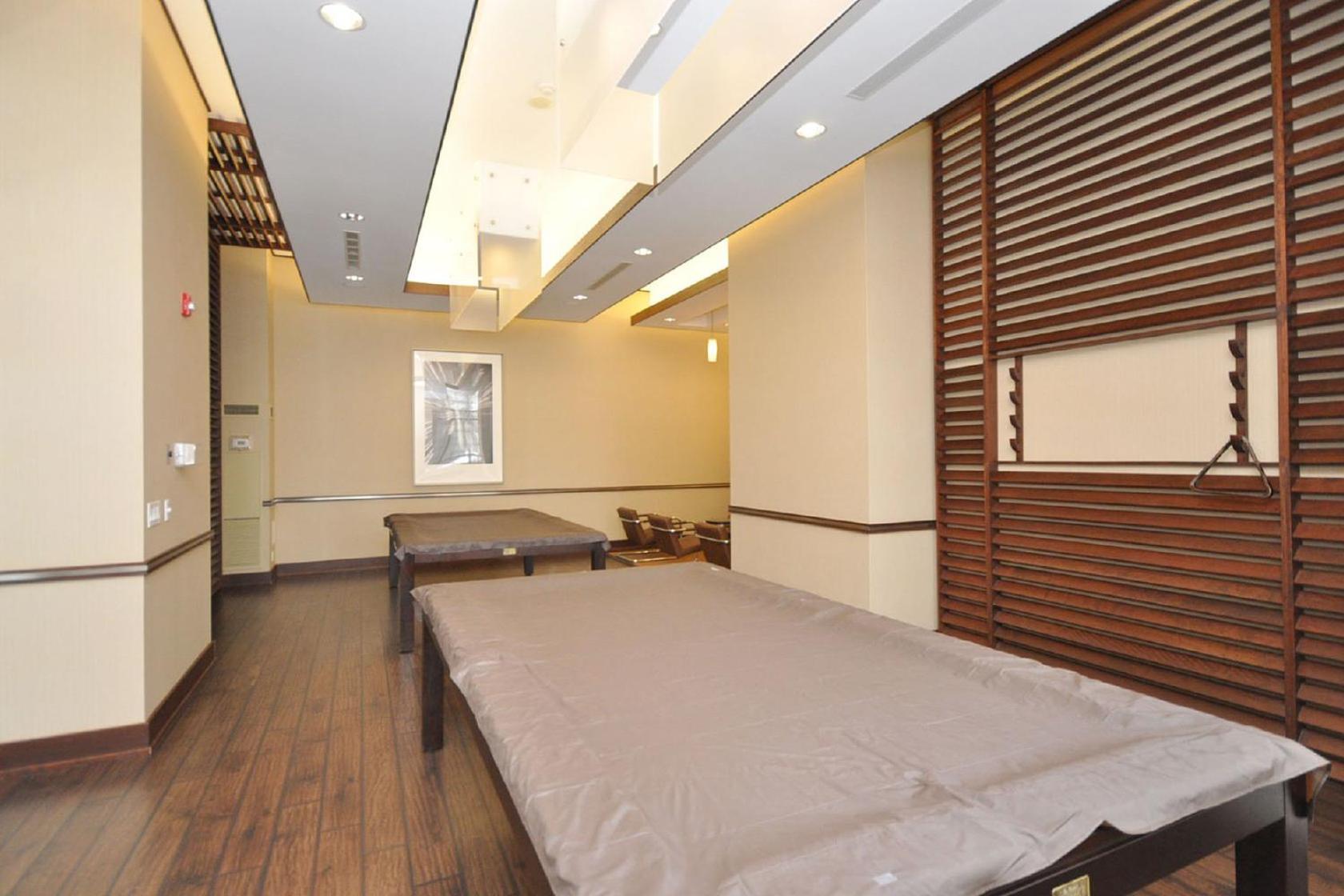 Royal Stays Furnished Apartments - Square One